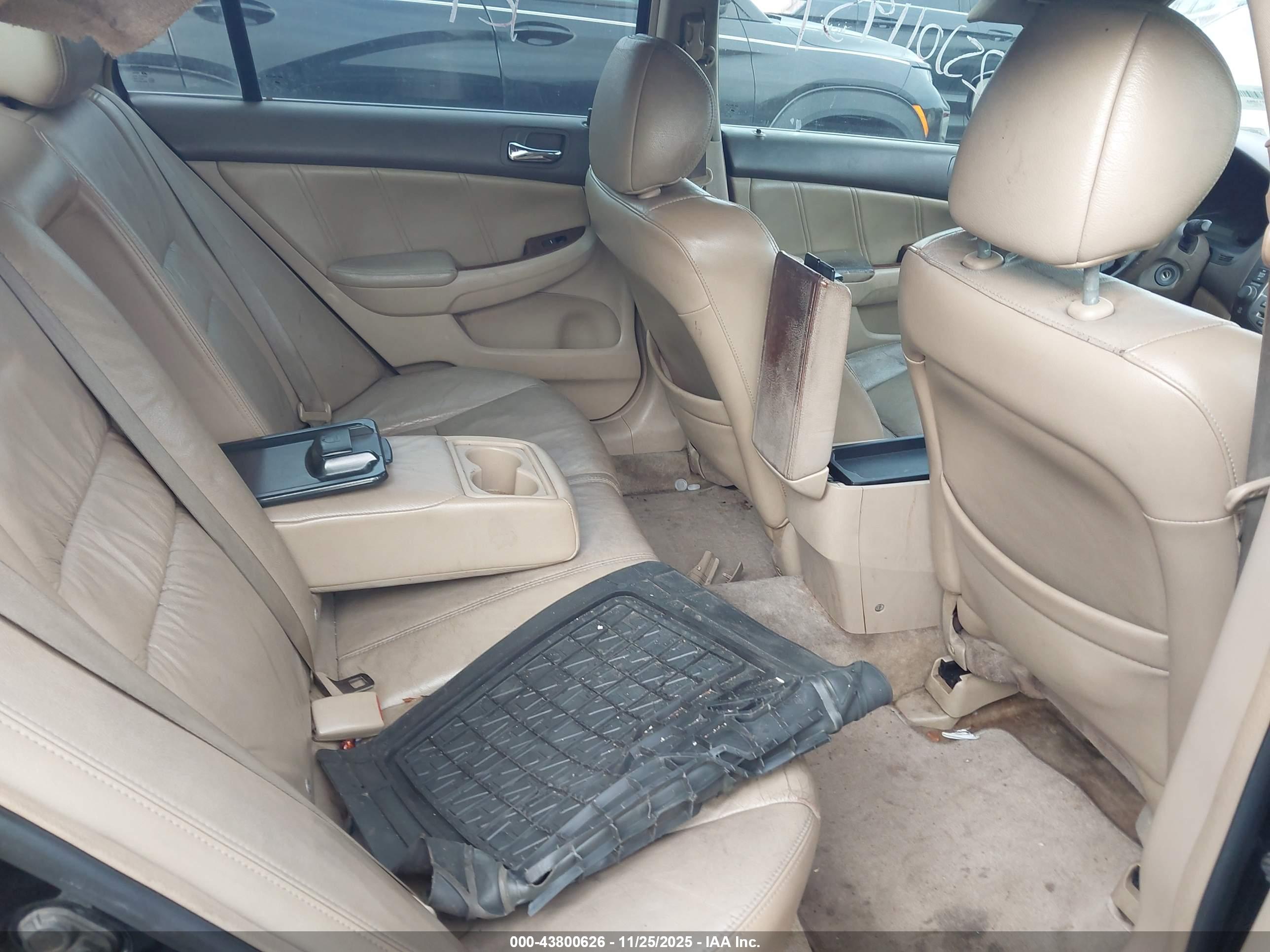 HONDA ACCORD image 8