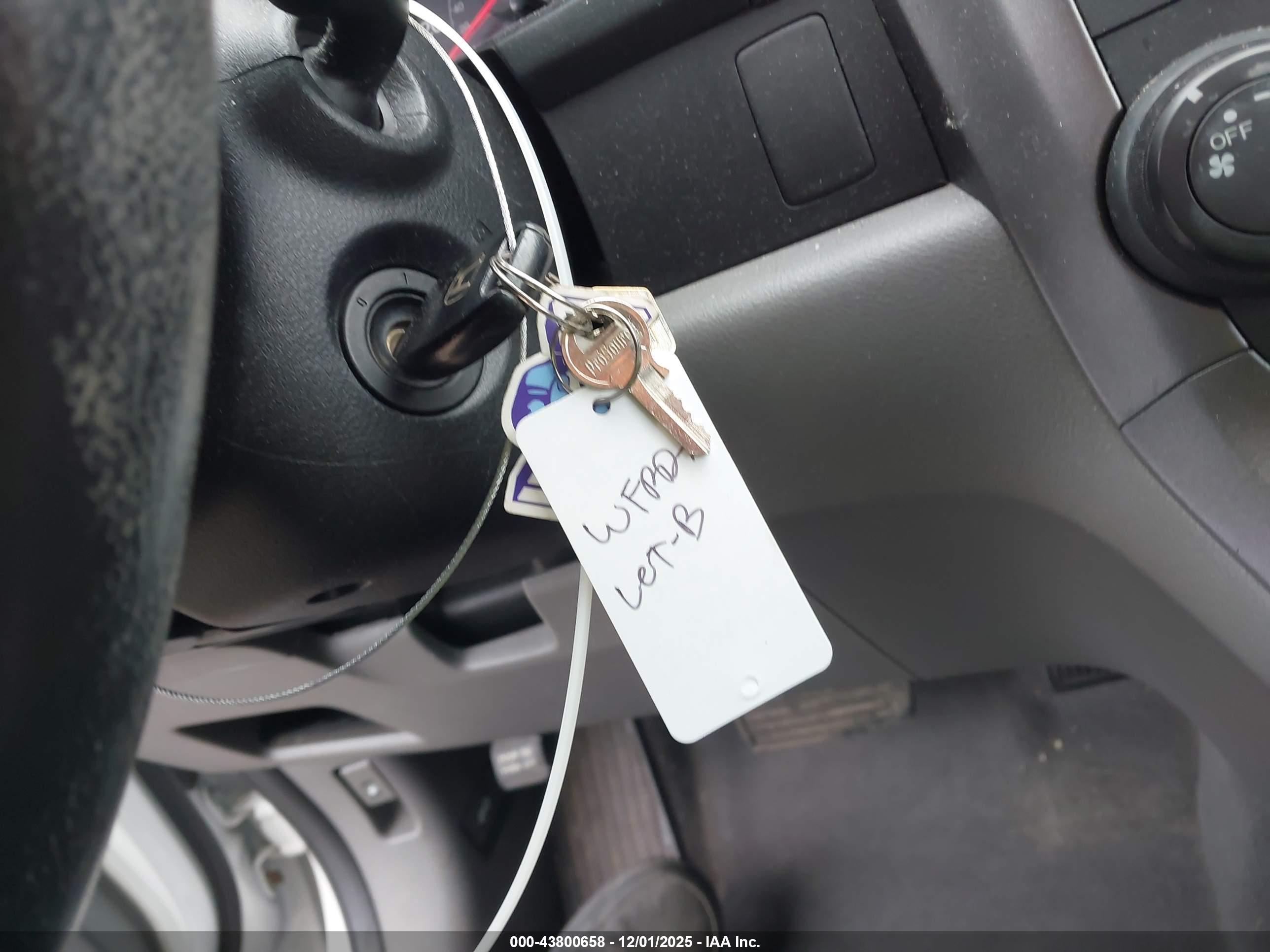 HONDA CR-V image 11