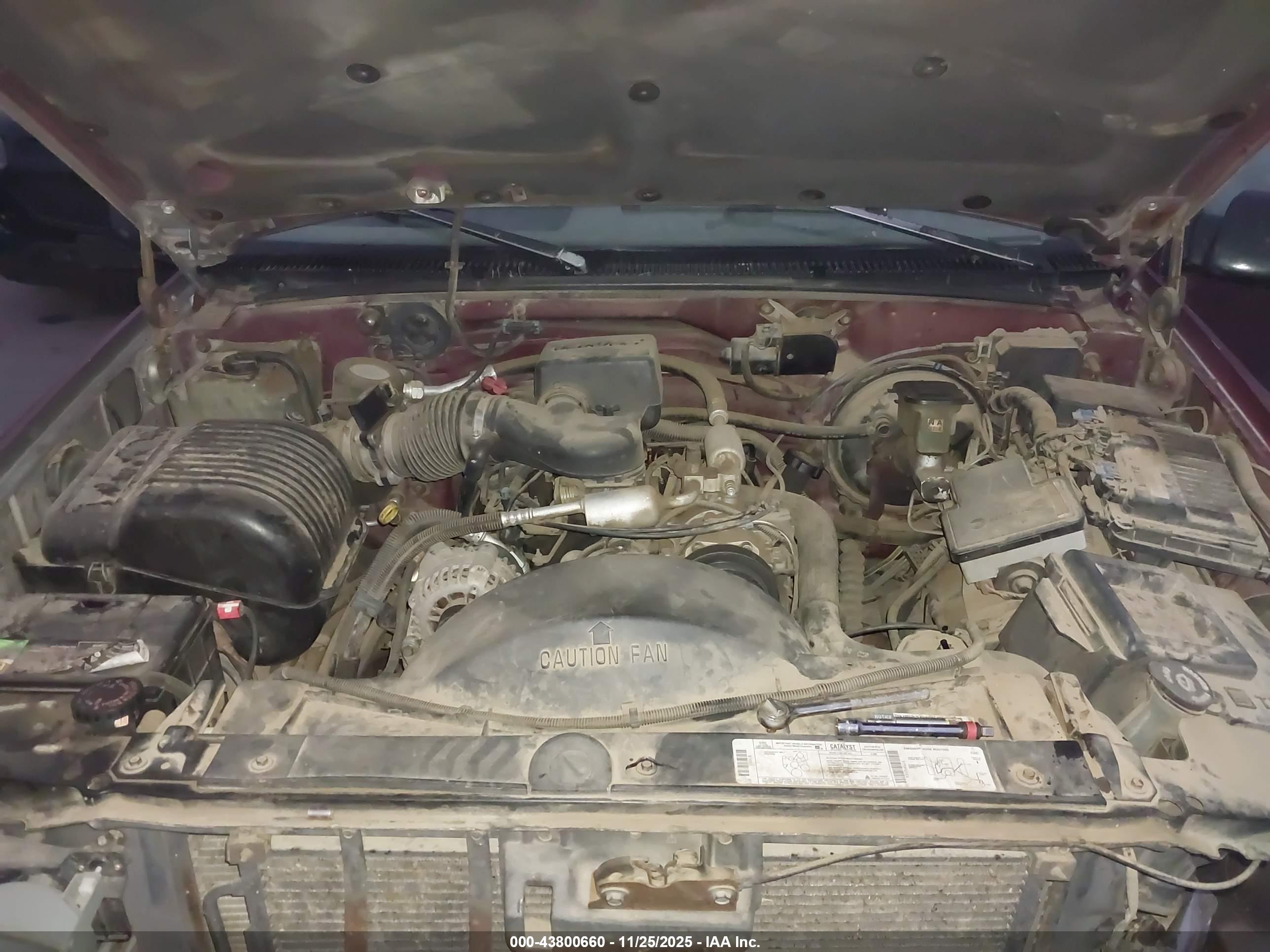 CHEVROLET GMT-400 image 10