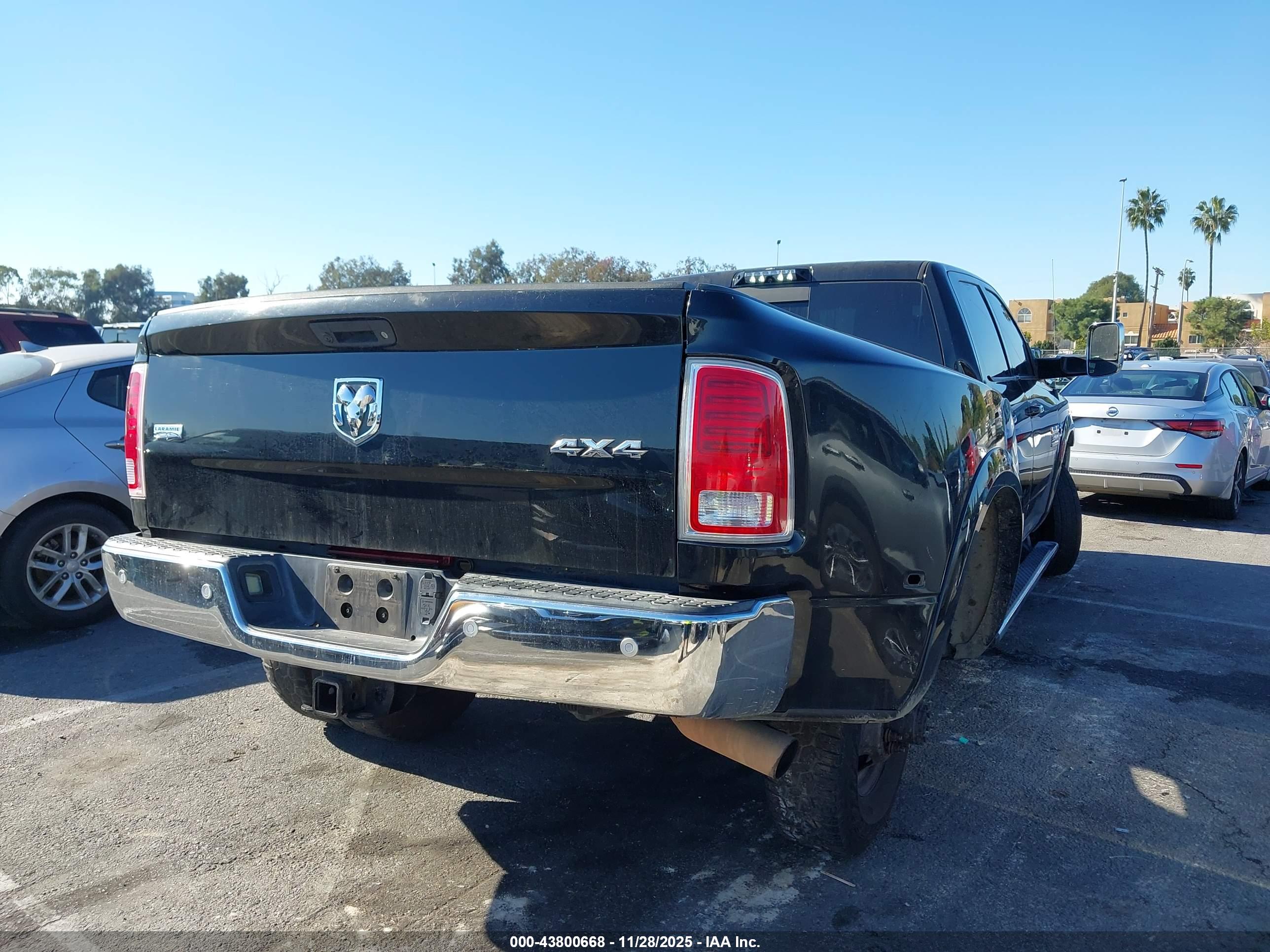 RAM 3500 image 4