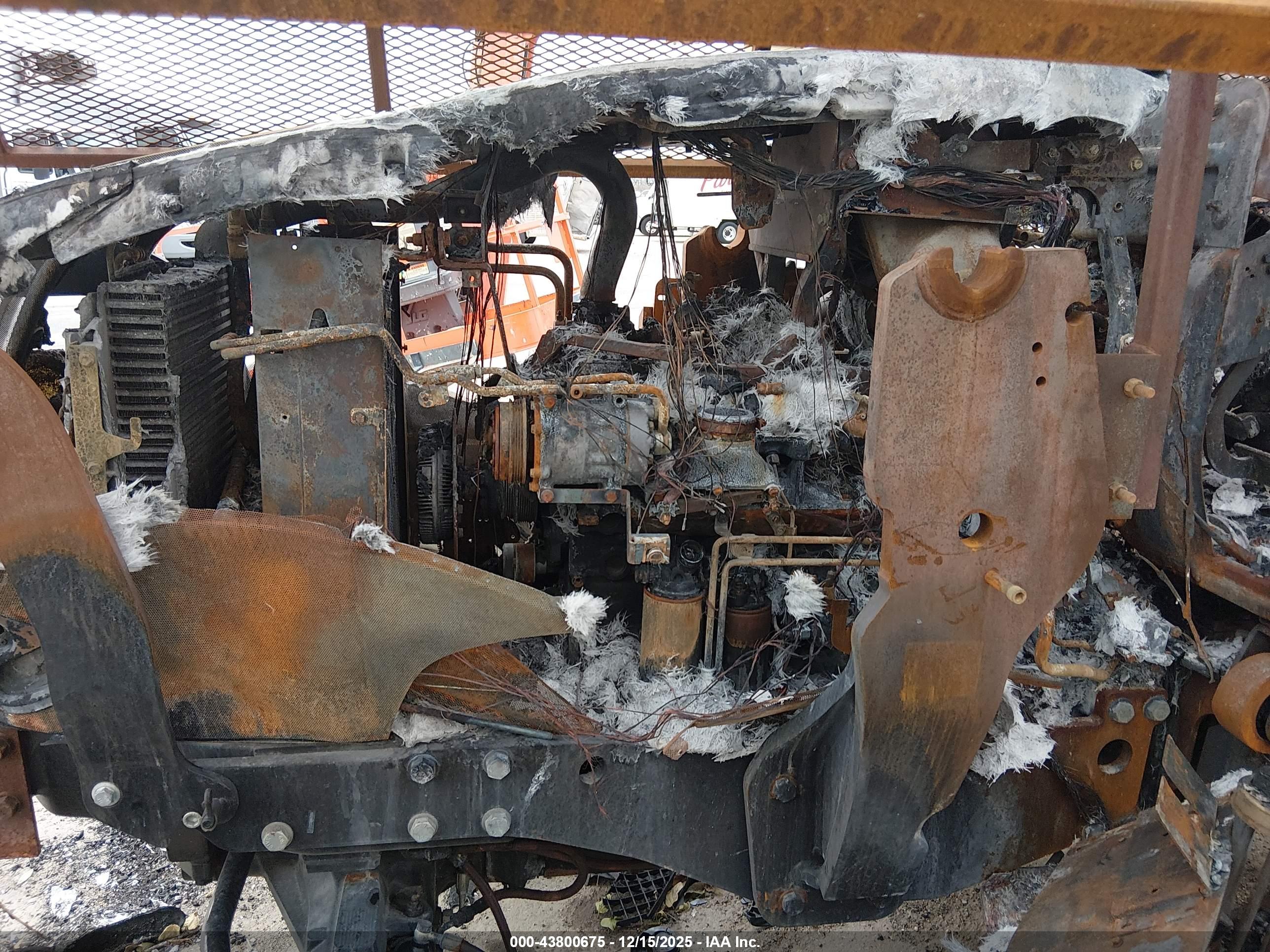 NEW HOLLAND image 10