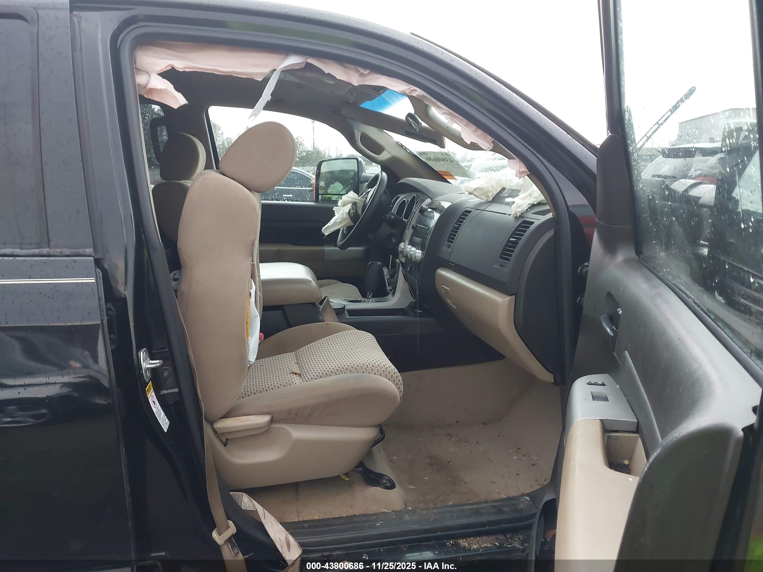 TOYOTA TUNDRA image 5