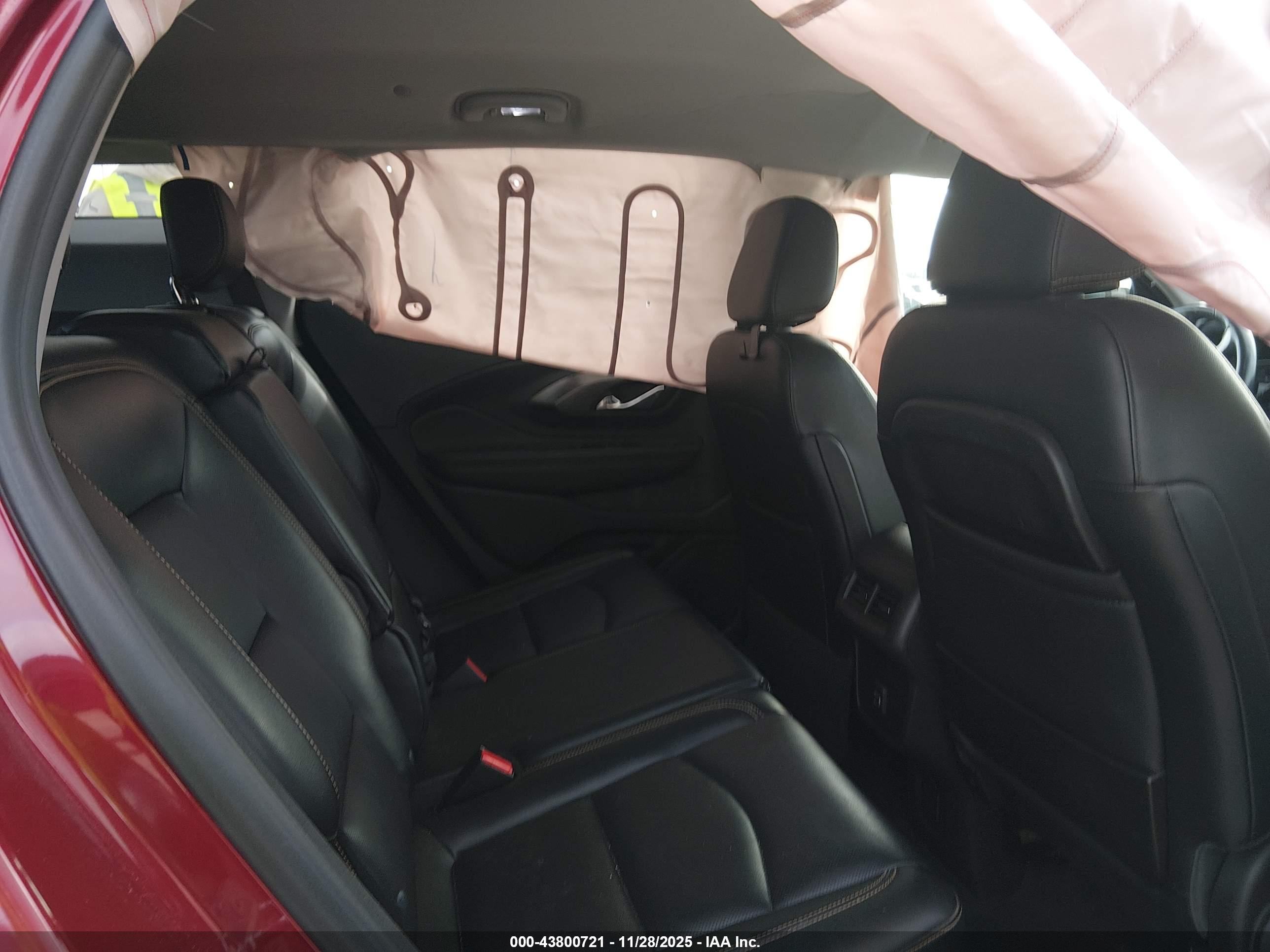 GMC TERRAIN image 8