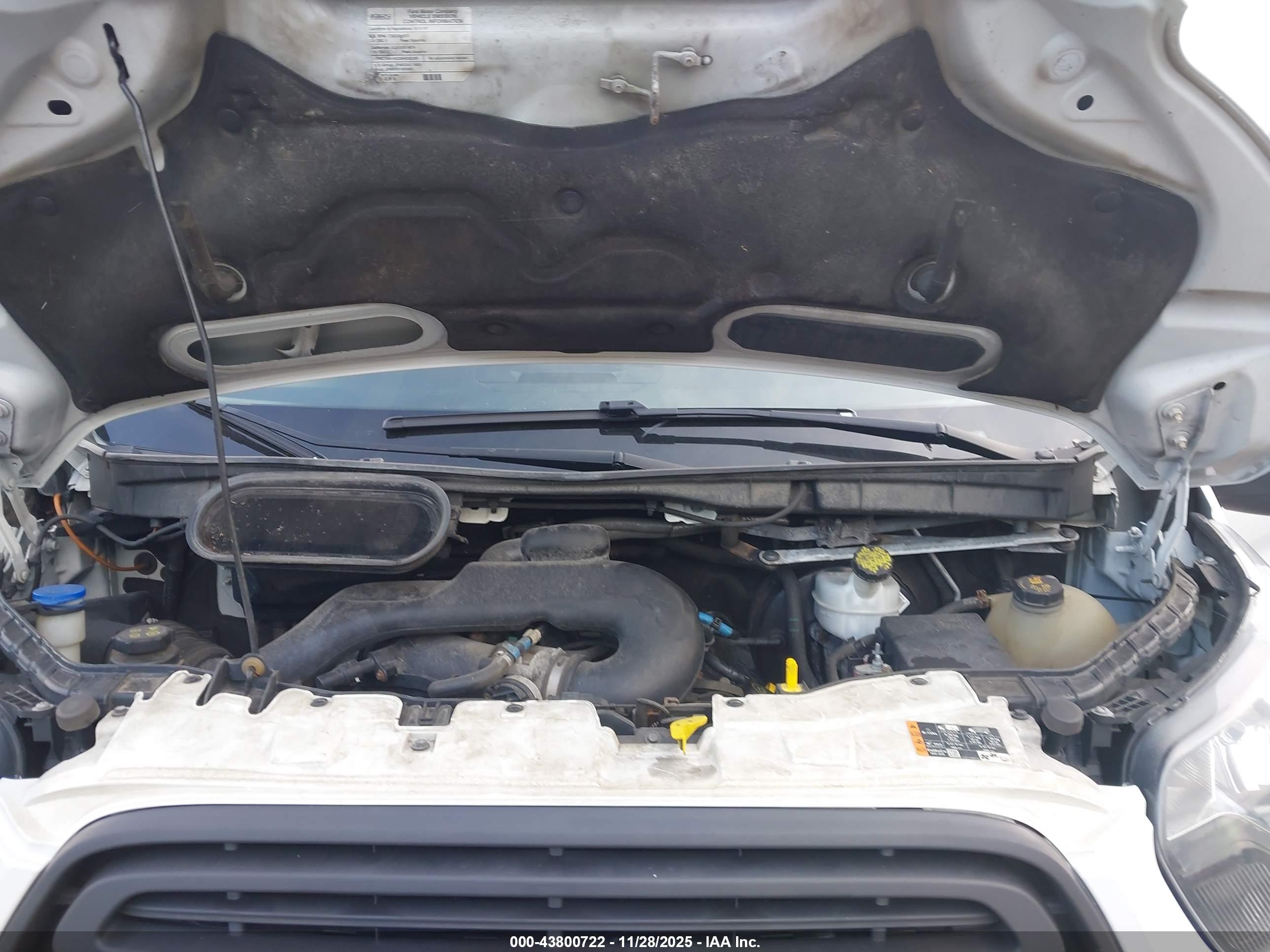 FORD TRANSIT-150 image 10