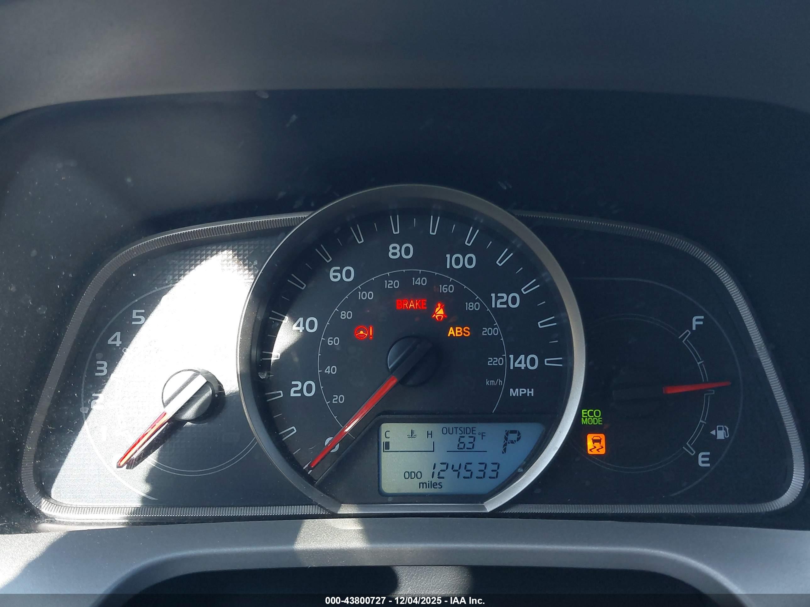 TOYOTA RAV4 image 7