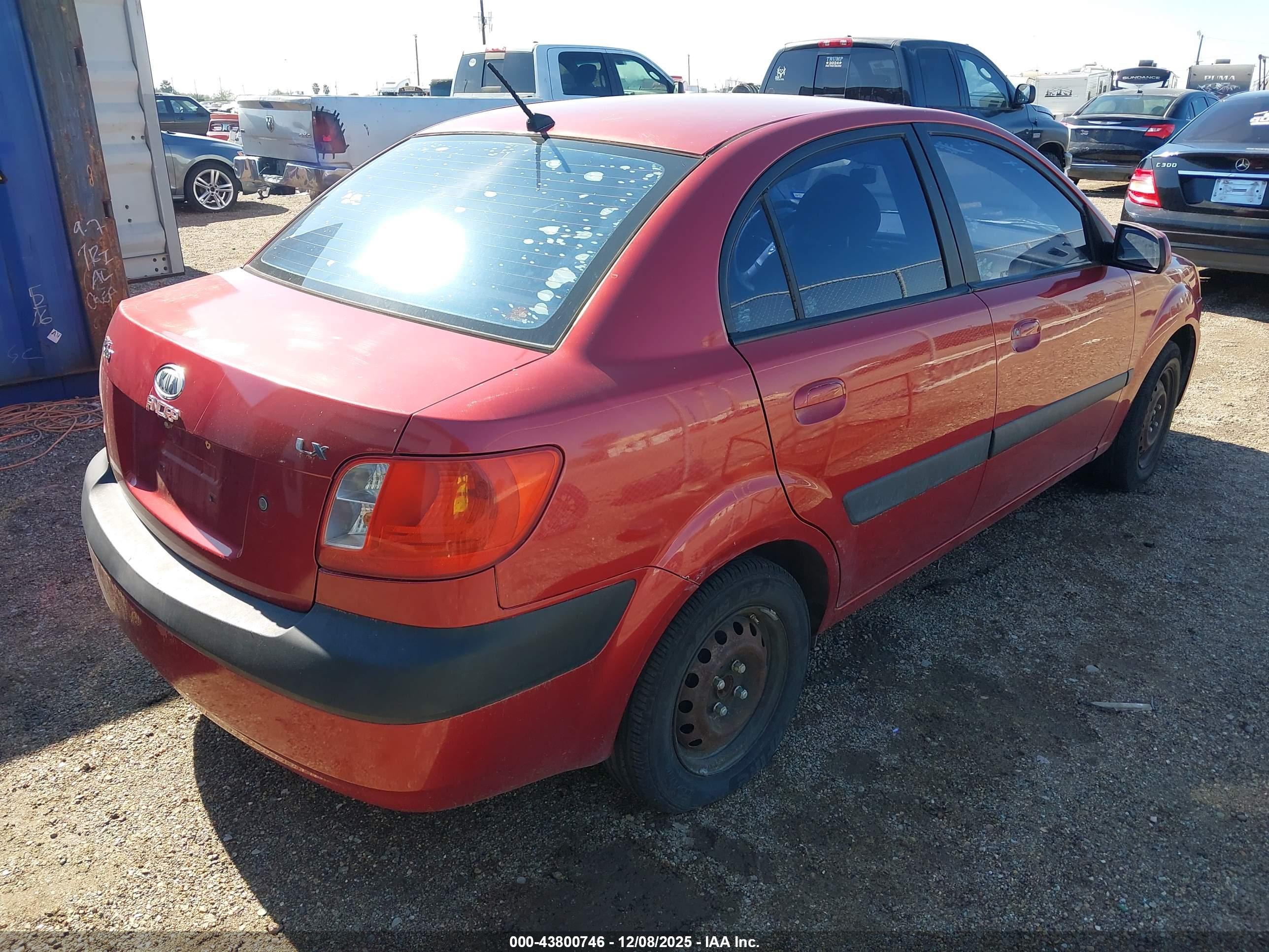 KIA RIO image 4