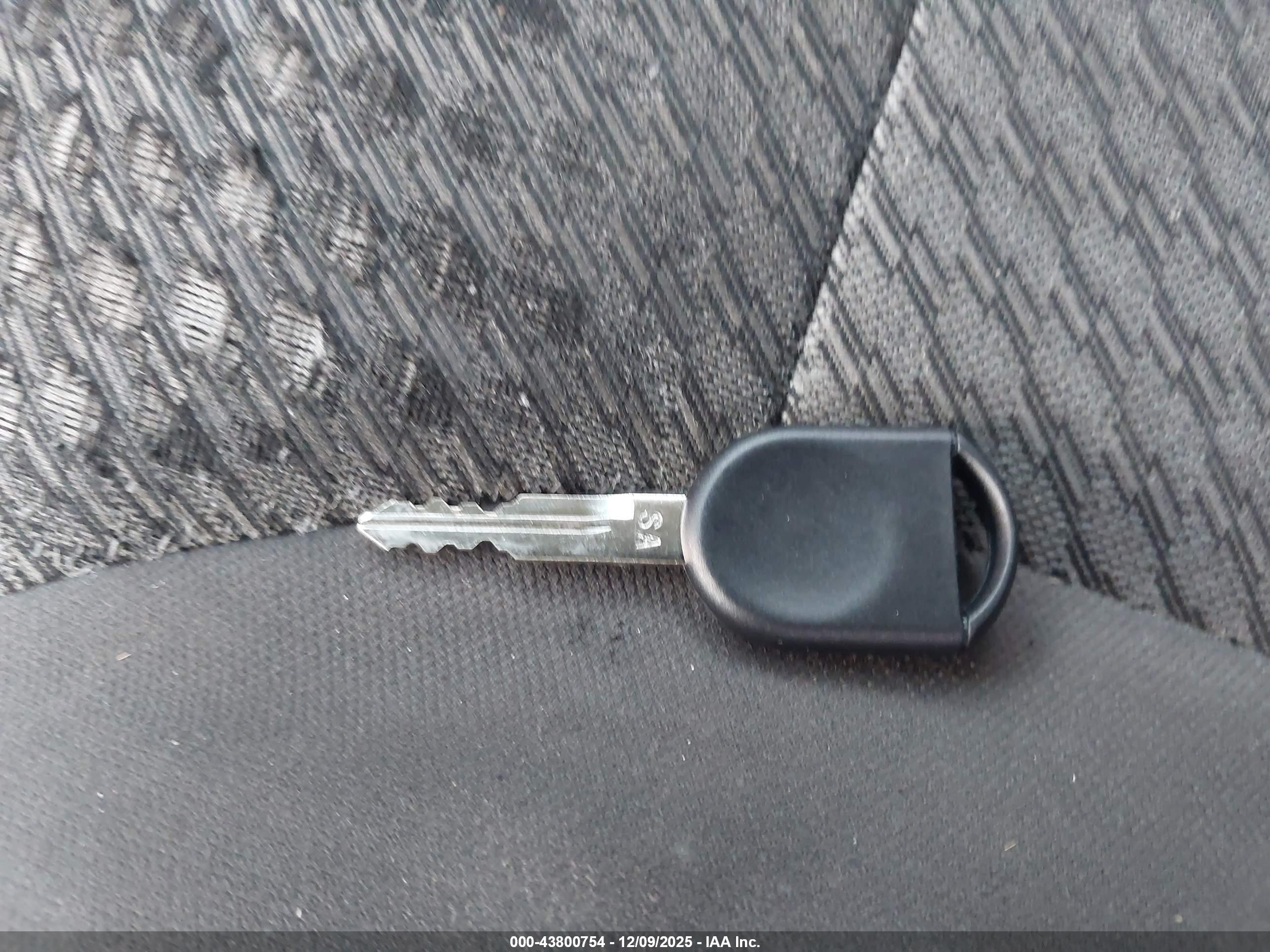 FORD ESCAPE image 11