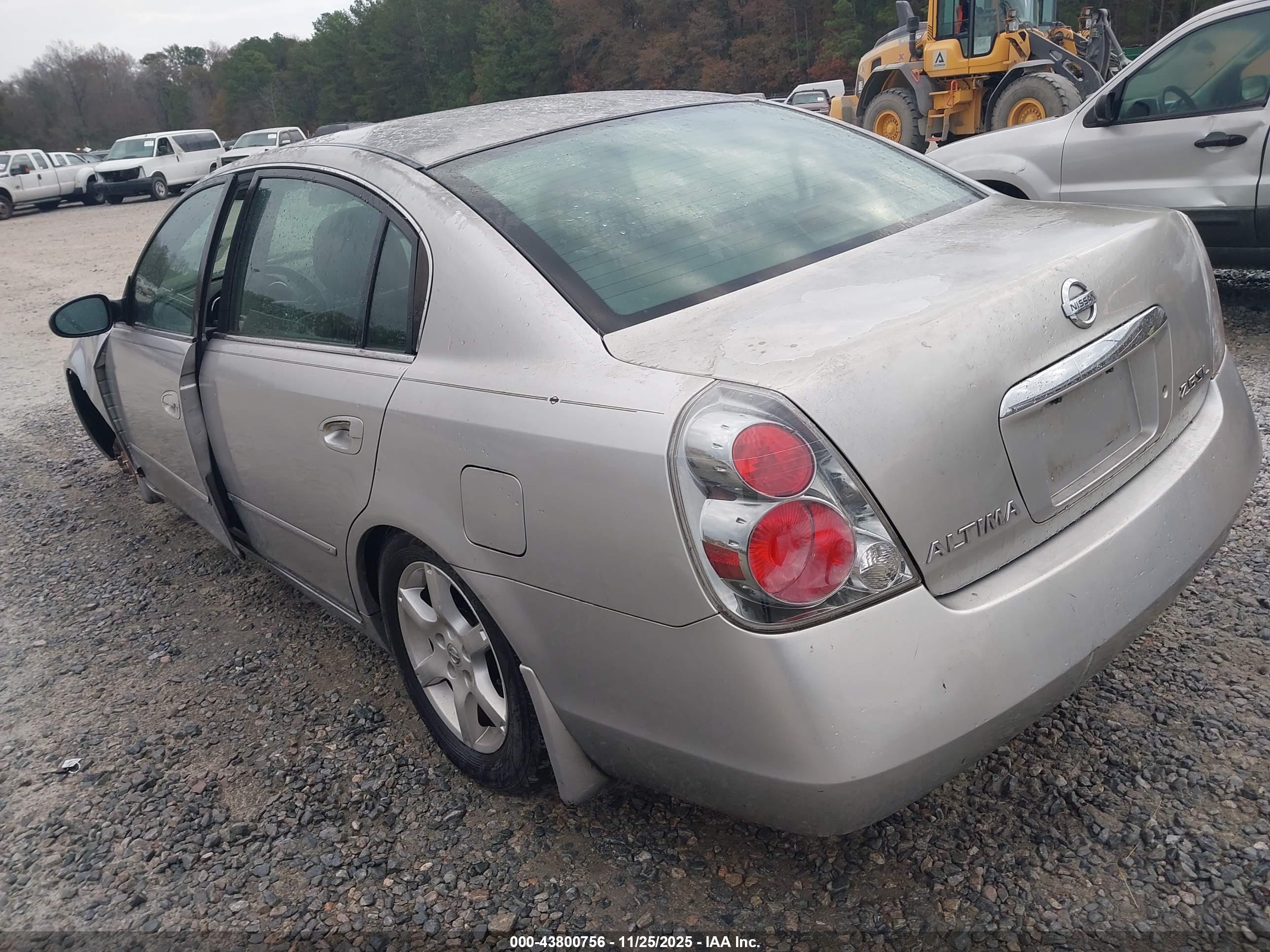 NISSAN ALTIMA image 3