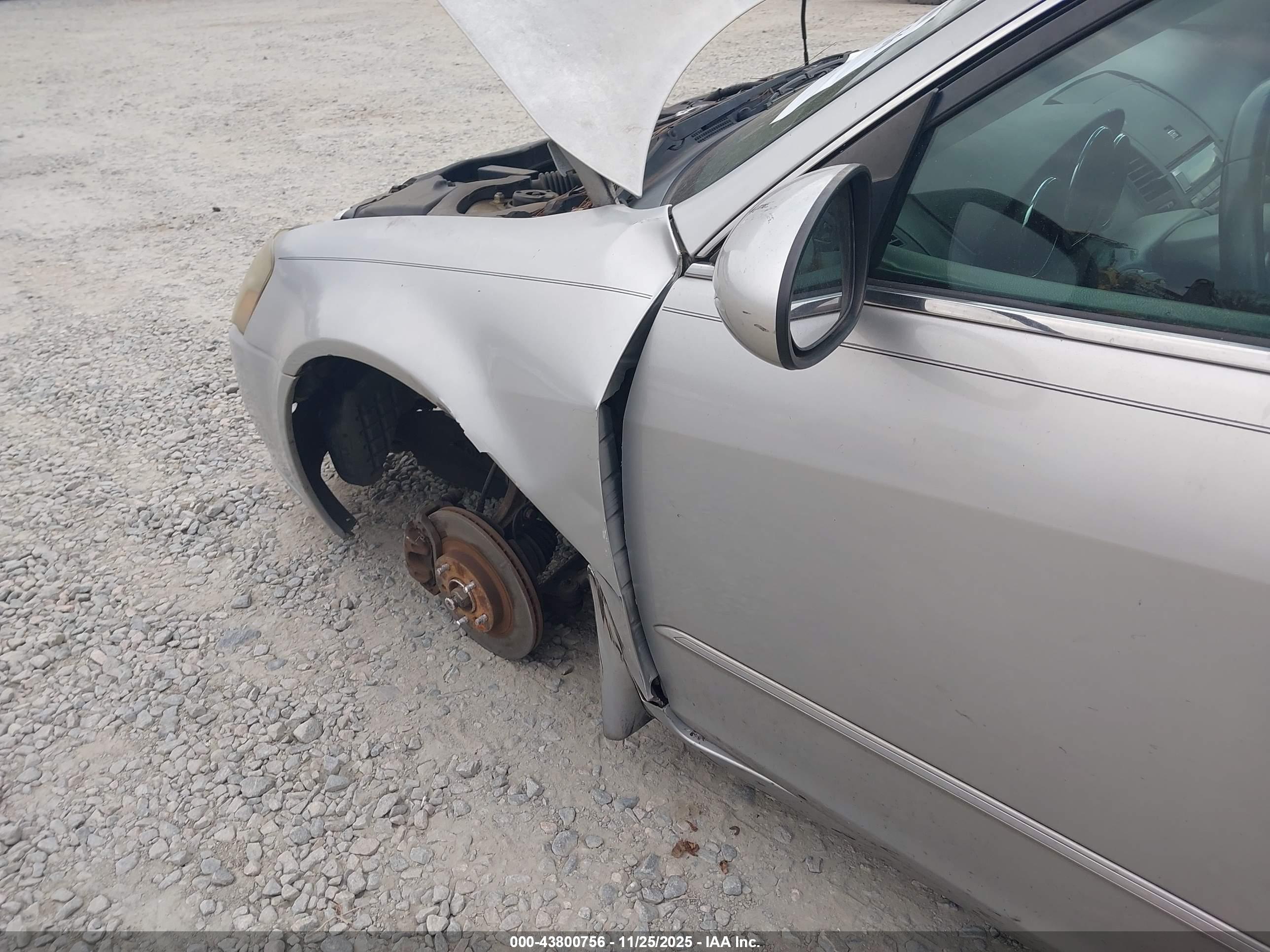 NISSAN ALTIMA image 6