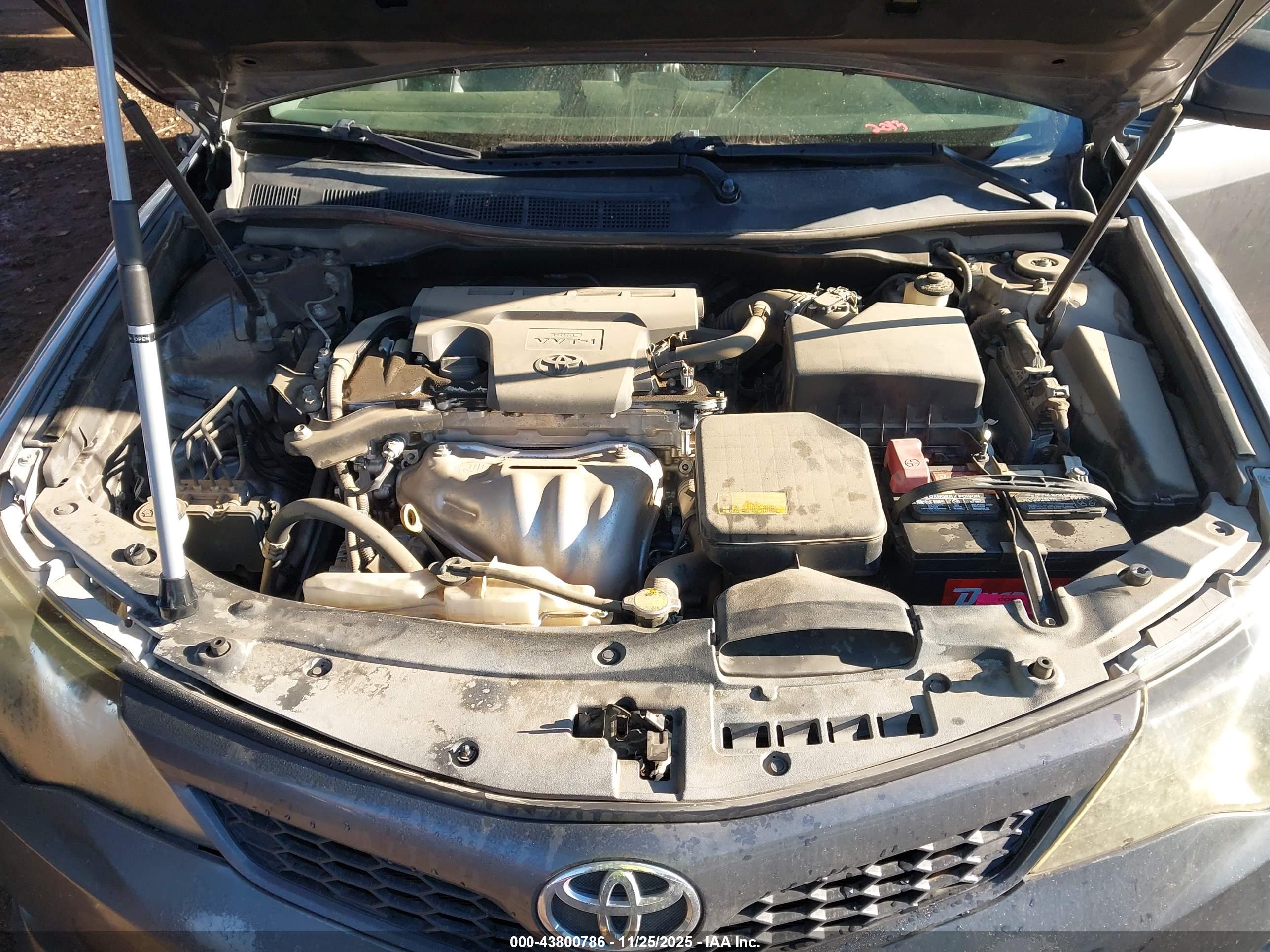 TOYOTA CAMRY image 10
