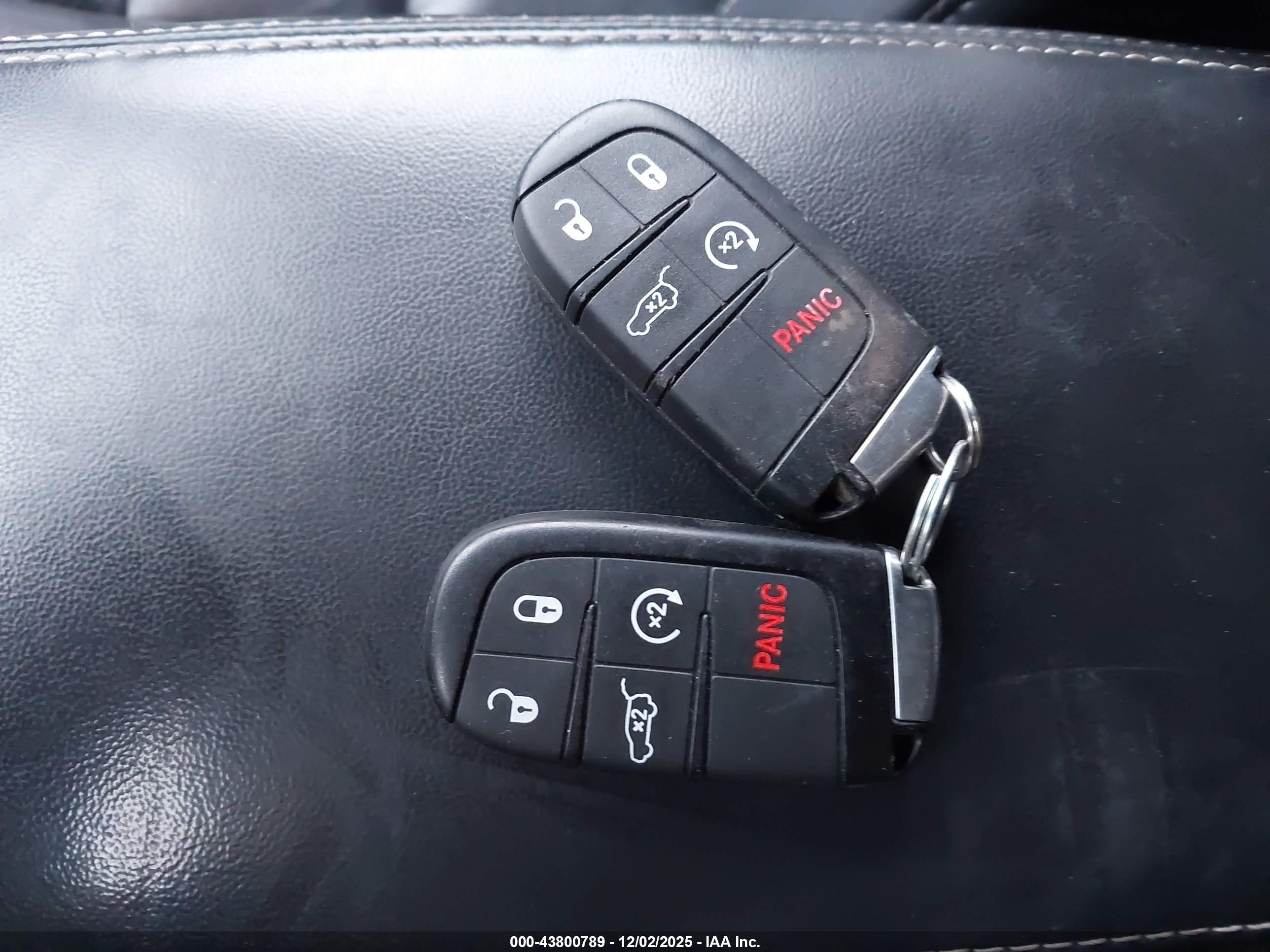 JEEP GRAND image 11
