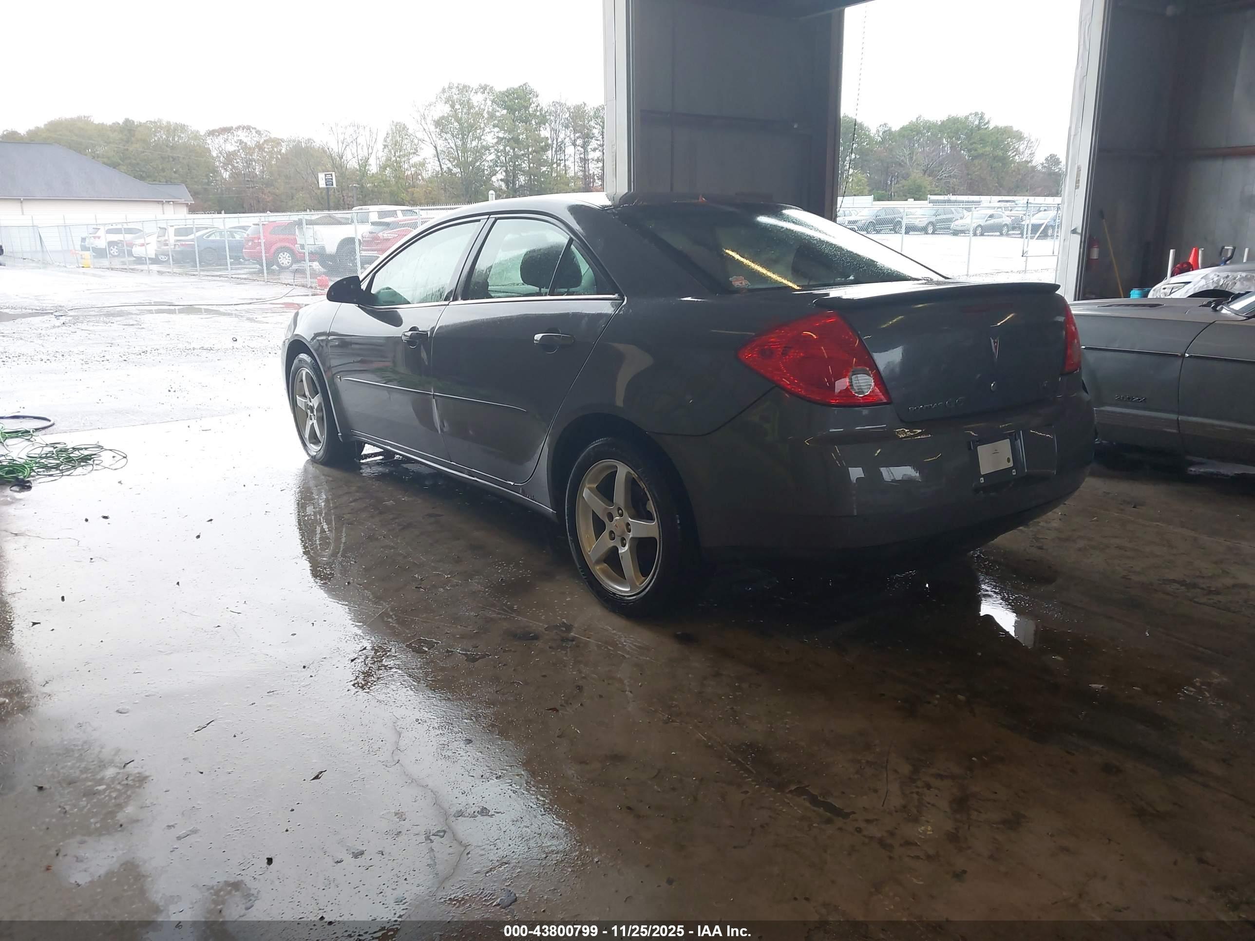 PONTIAC G6 image 3