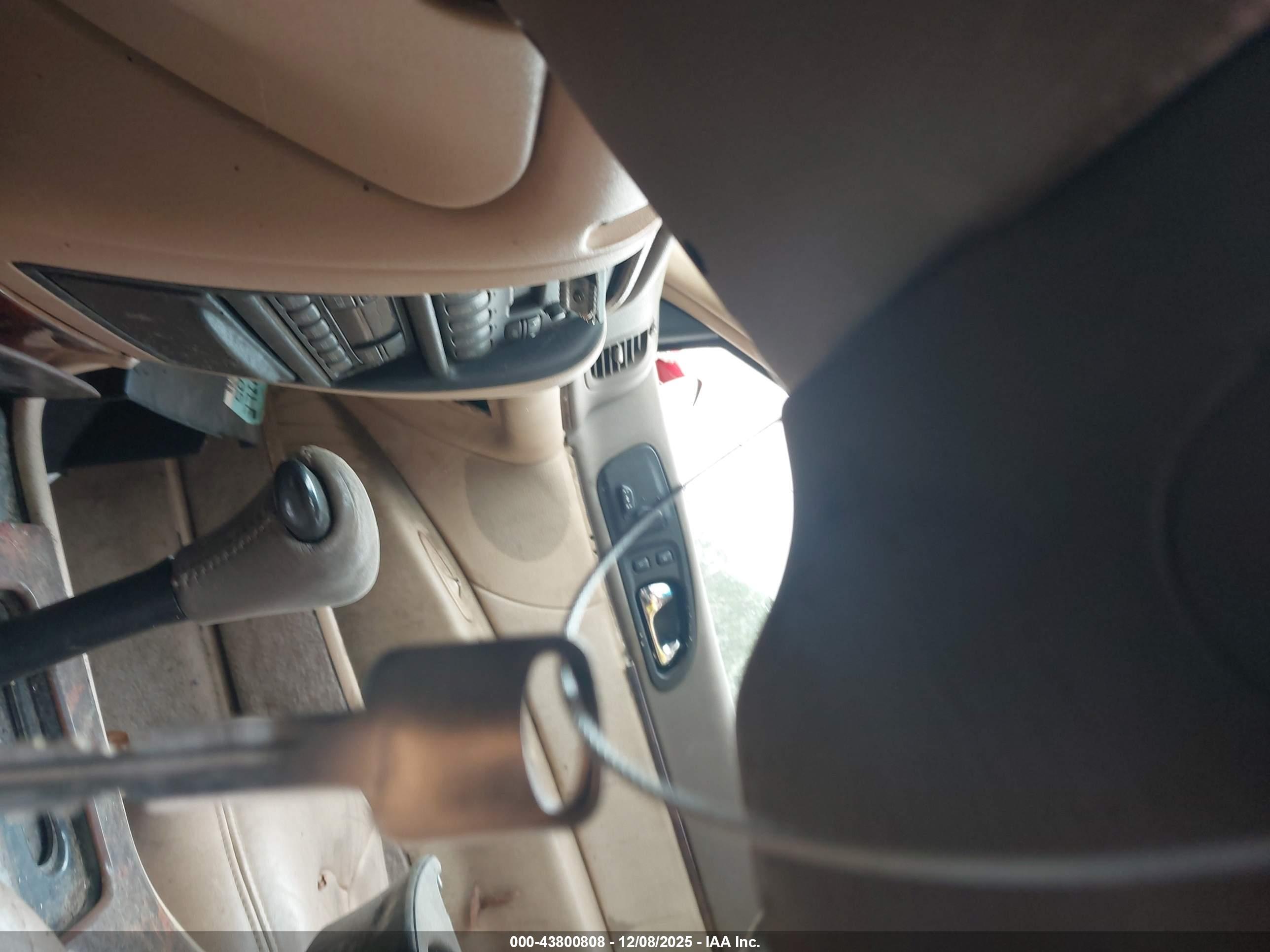 LINCOLN CONTINENTAL image 11