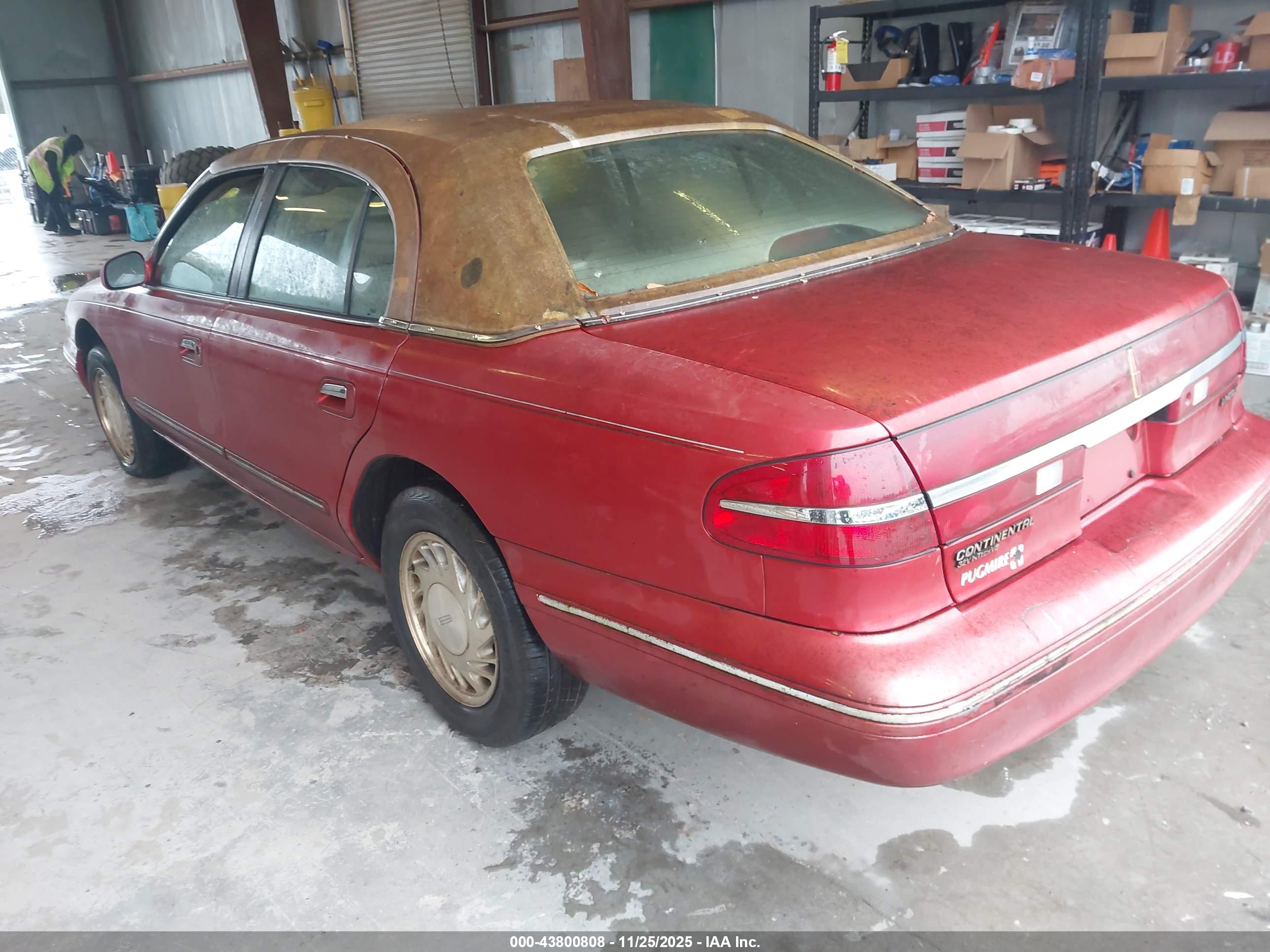 LINCOLN CONTINENTAL image 3