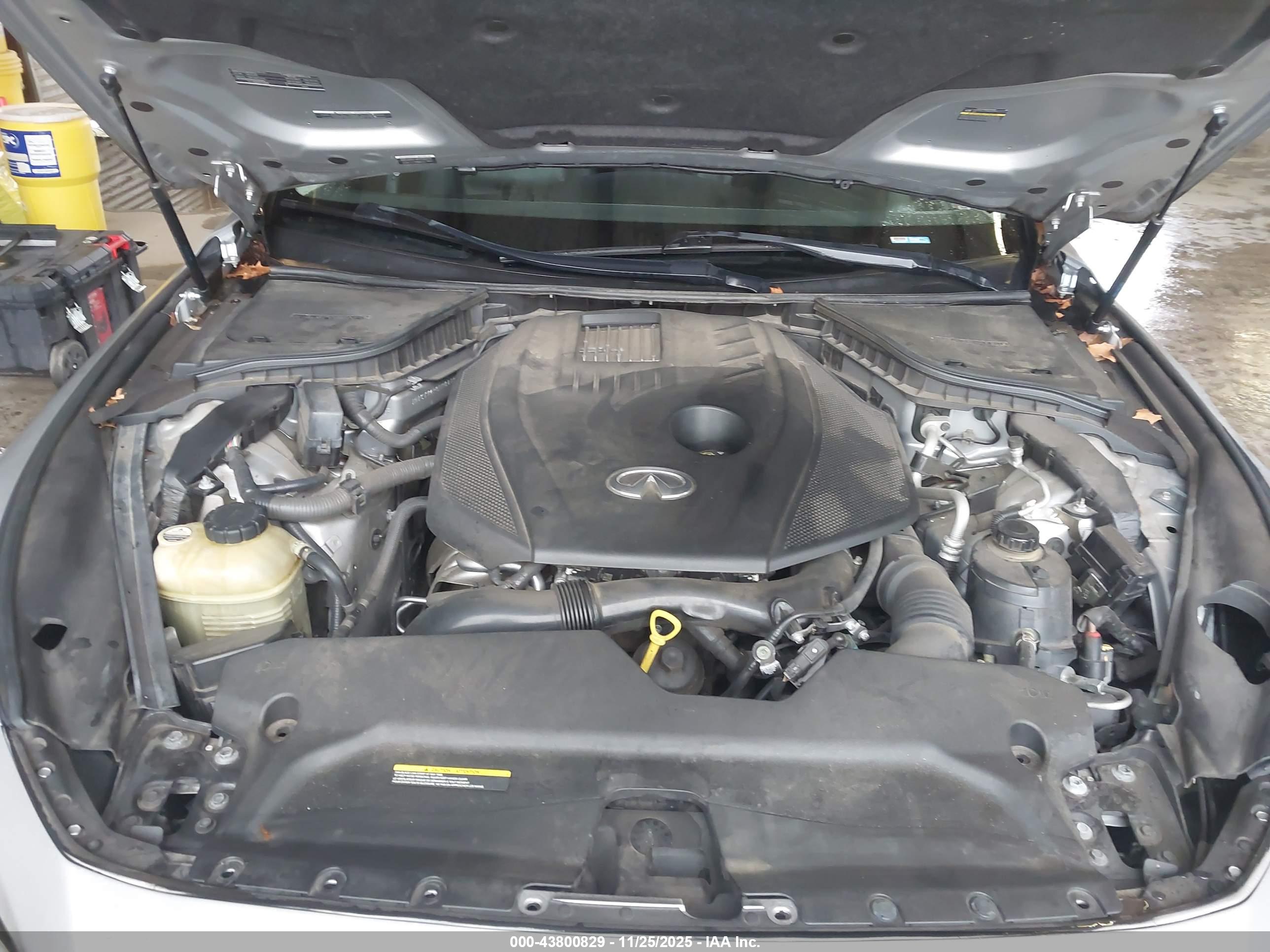 INFINITI Q50 image 10