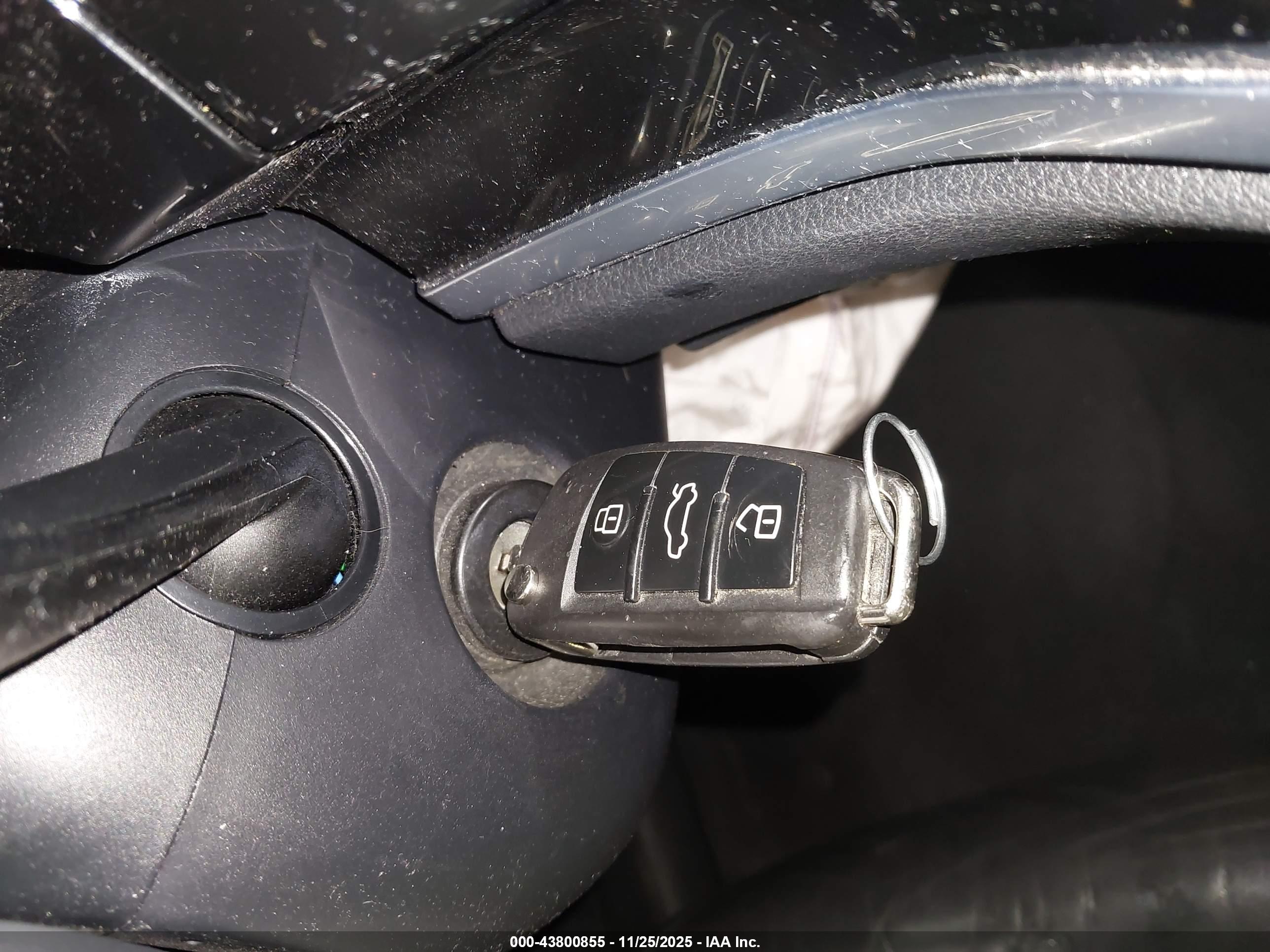 AUDI Q3 image 11