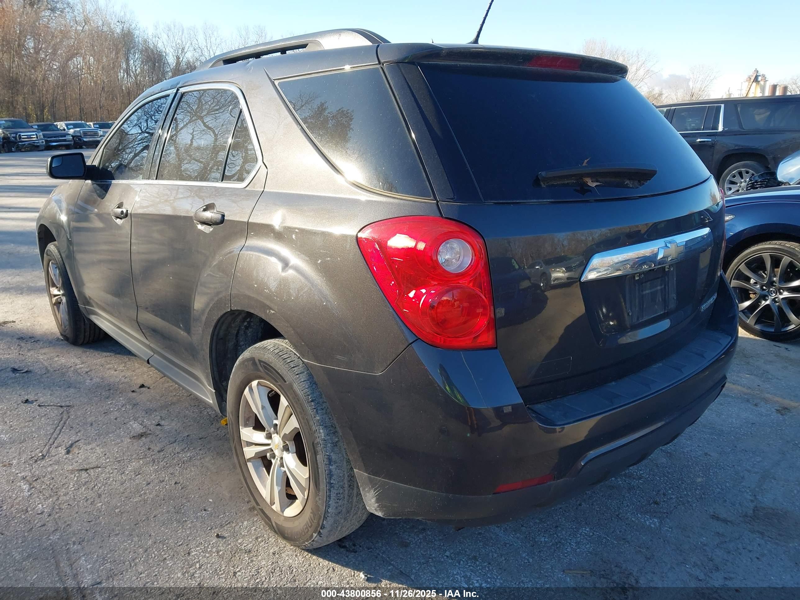 CHEVROLET EQUINOX image 3