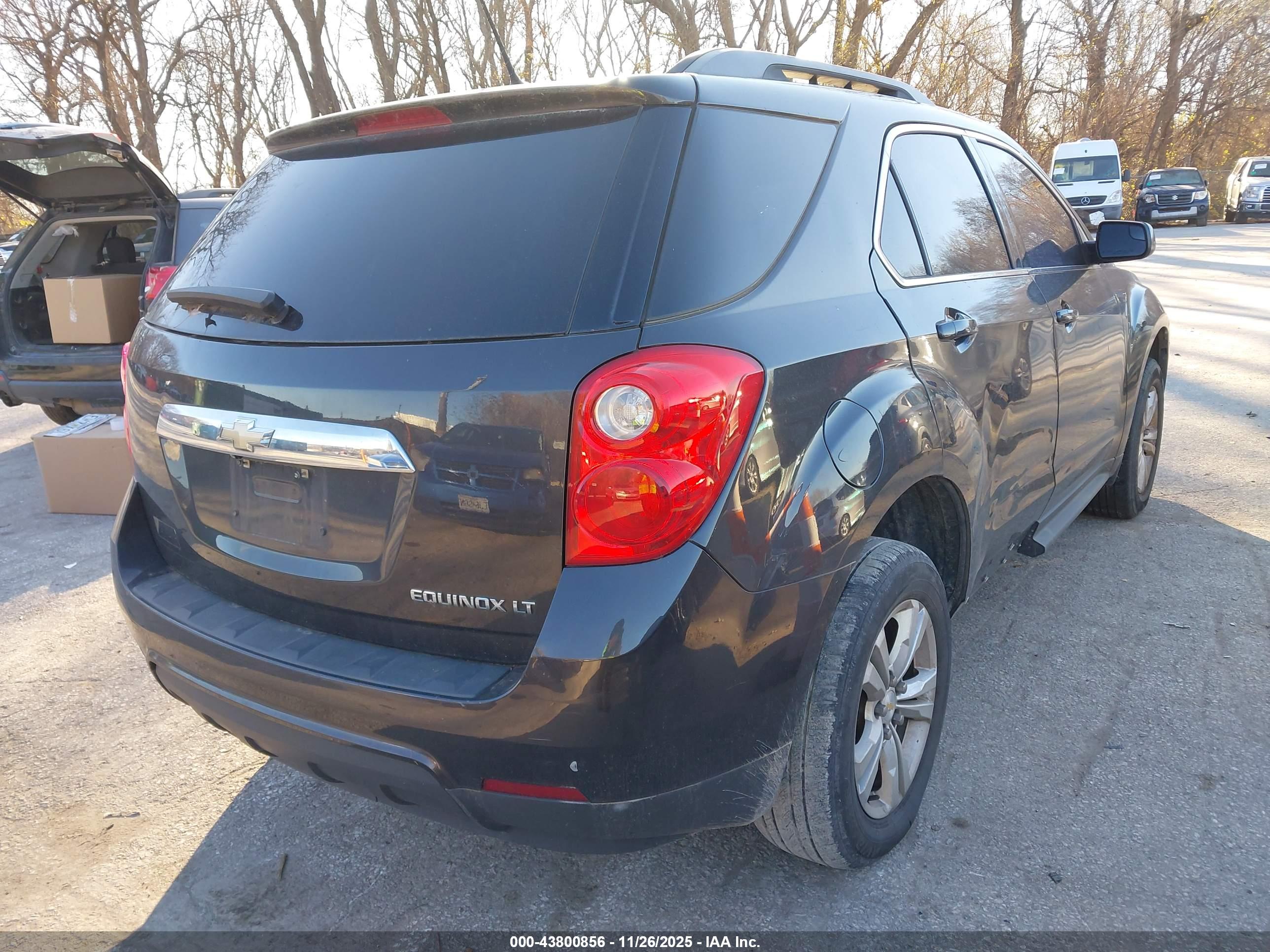 CHEVROLET EQUINOX image 4