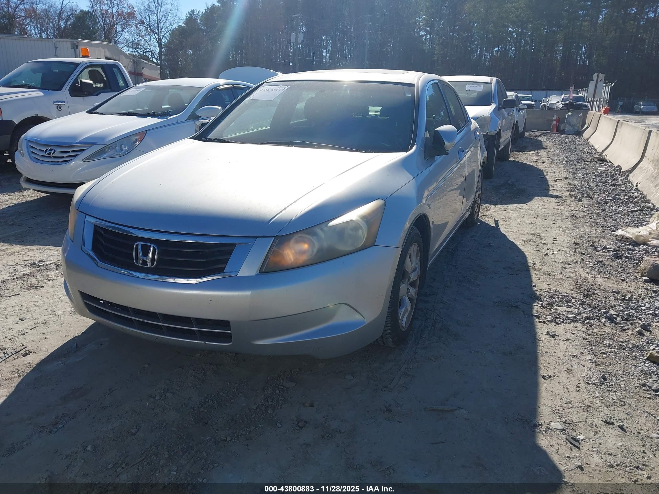 HONDA ACCORD image 2