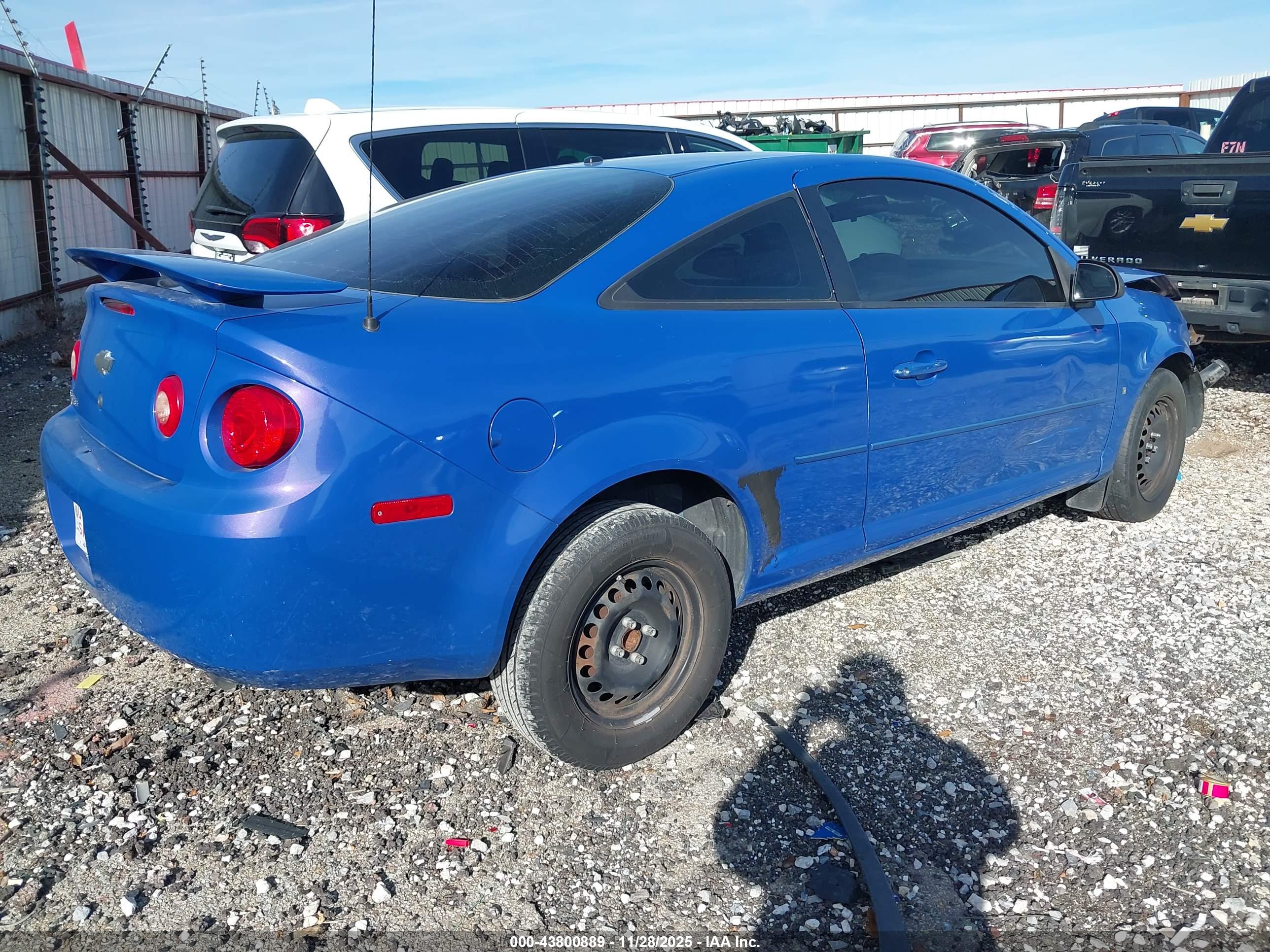 CHEVROLET COBALT image 4