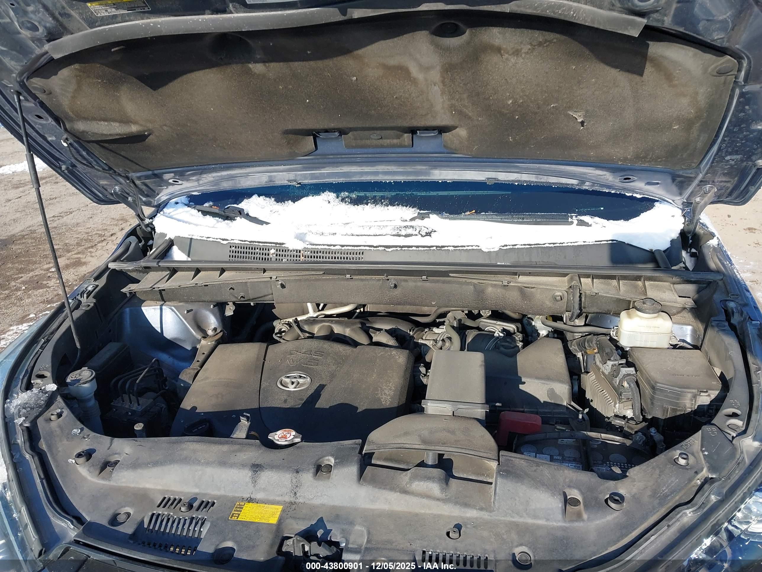 TOYOTA HIGHLANDER image 10