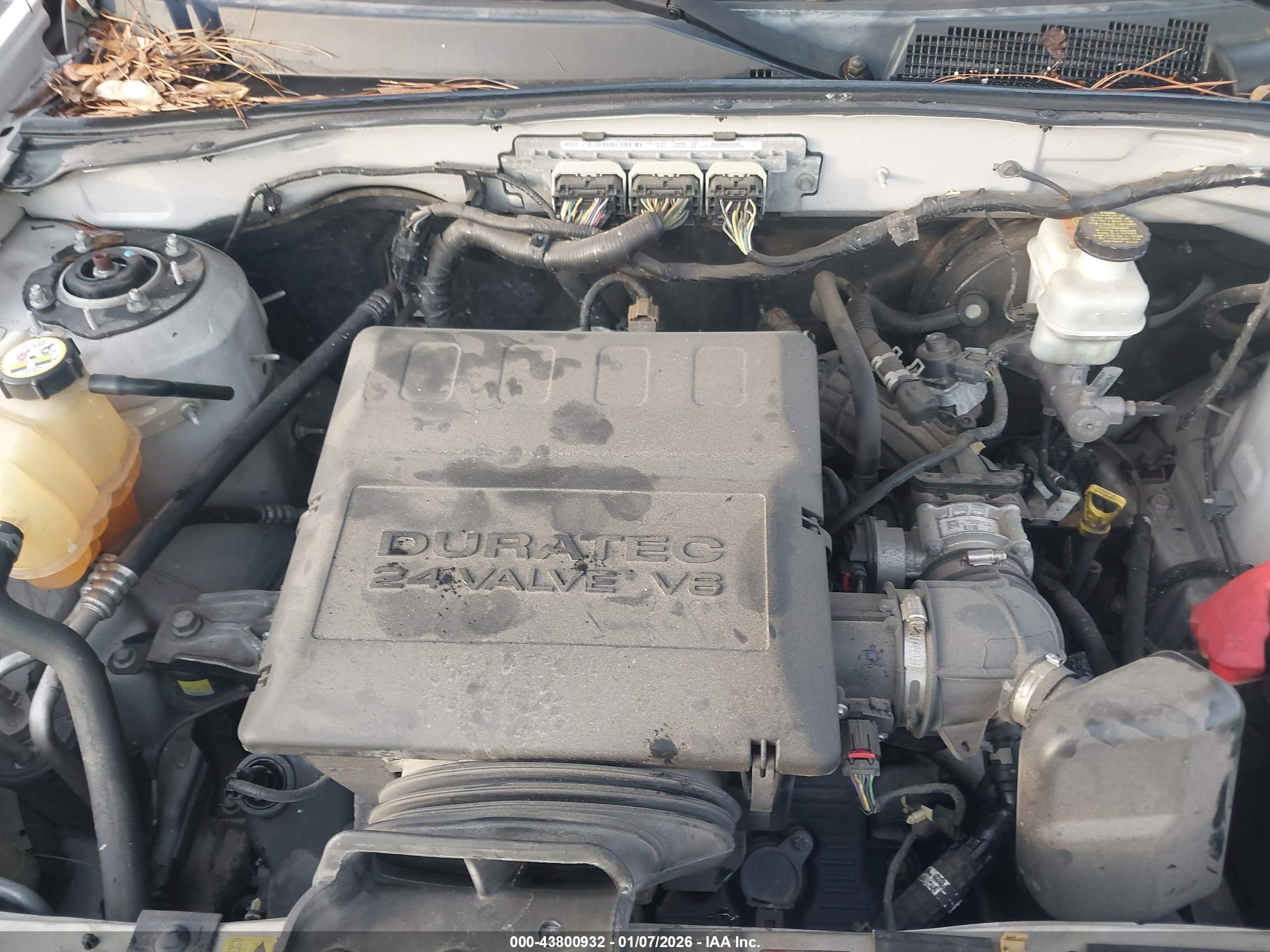 FORD ESCAPE image 10