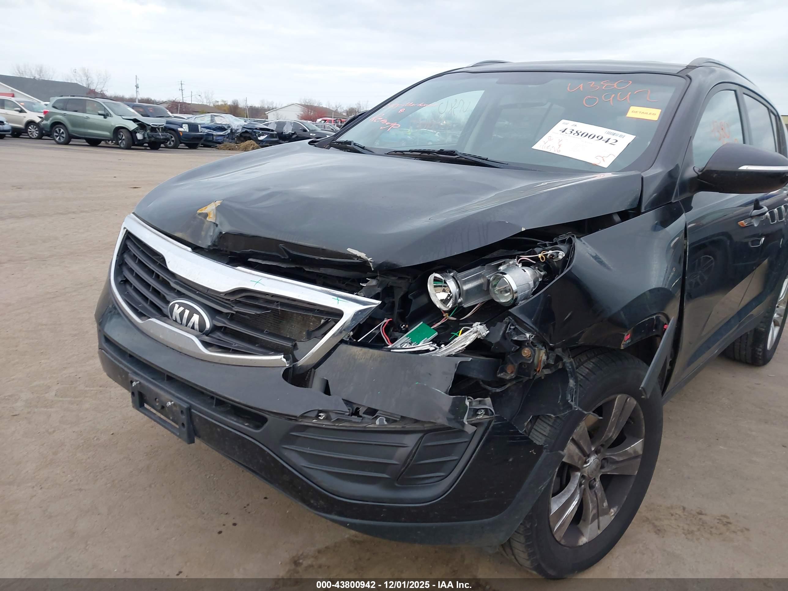 KIA SPORTAGE image 6