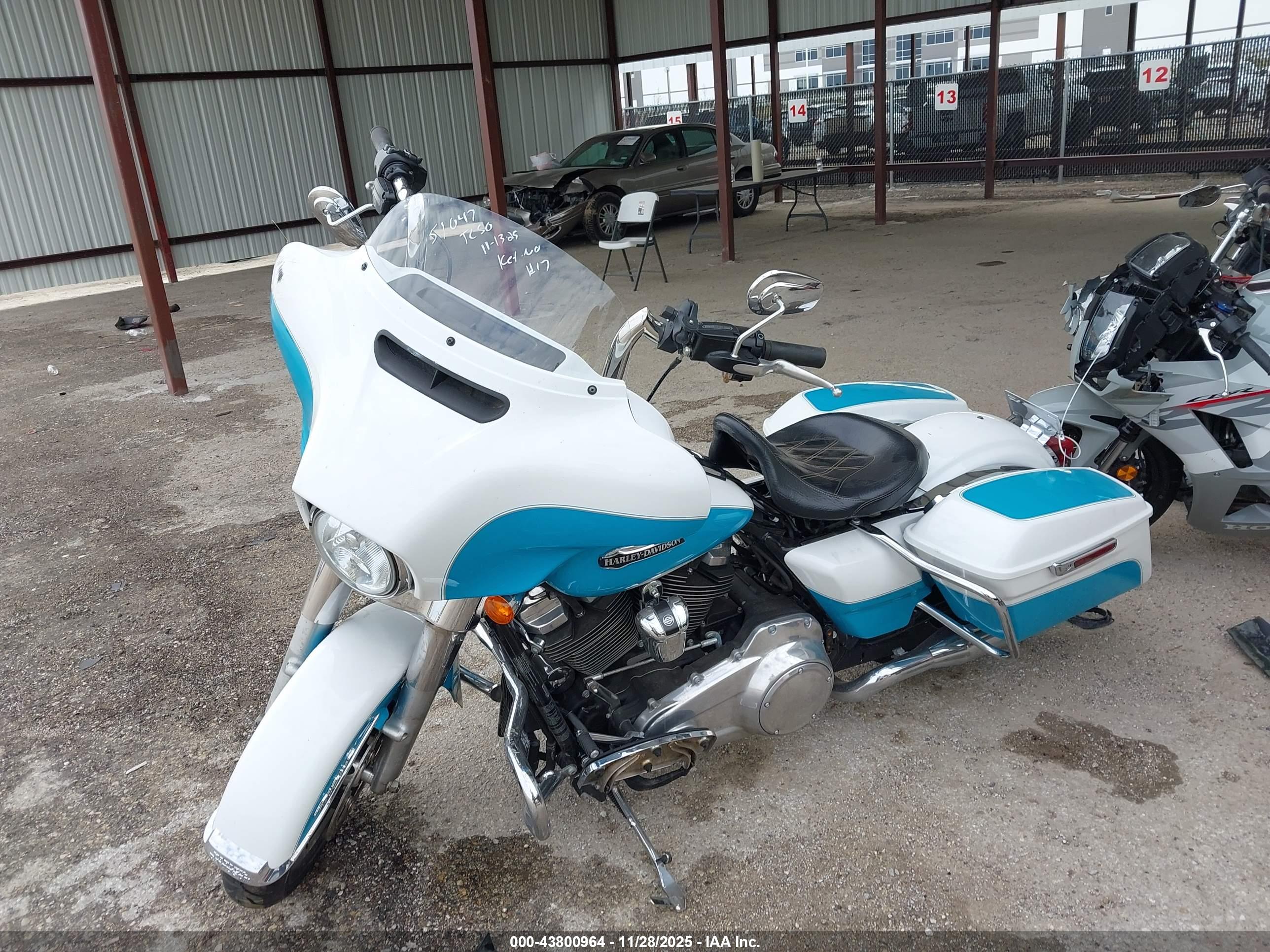 HARLEY-DAVIDSON FLHT image 2