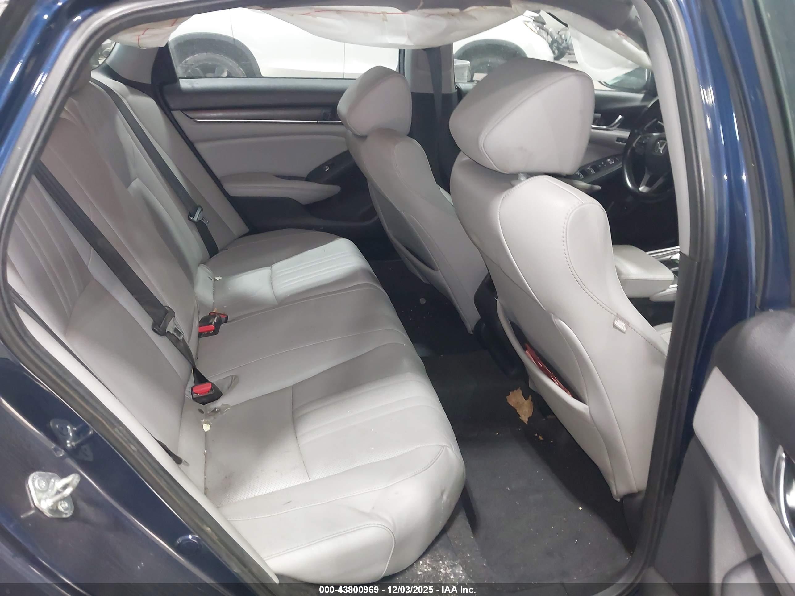 HONDA ACCORD image 8