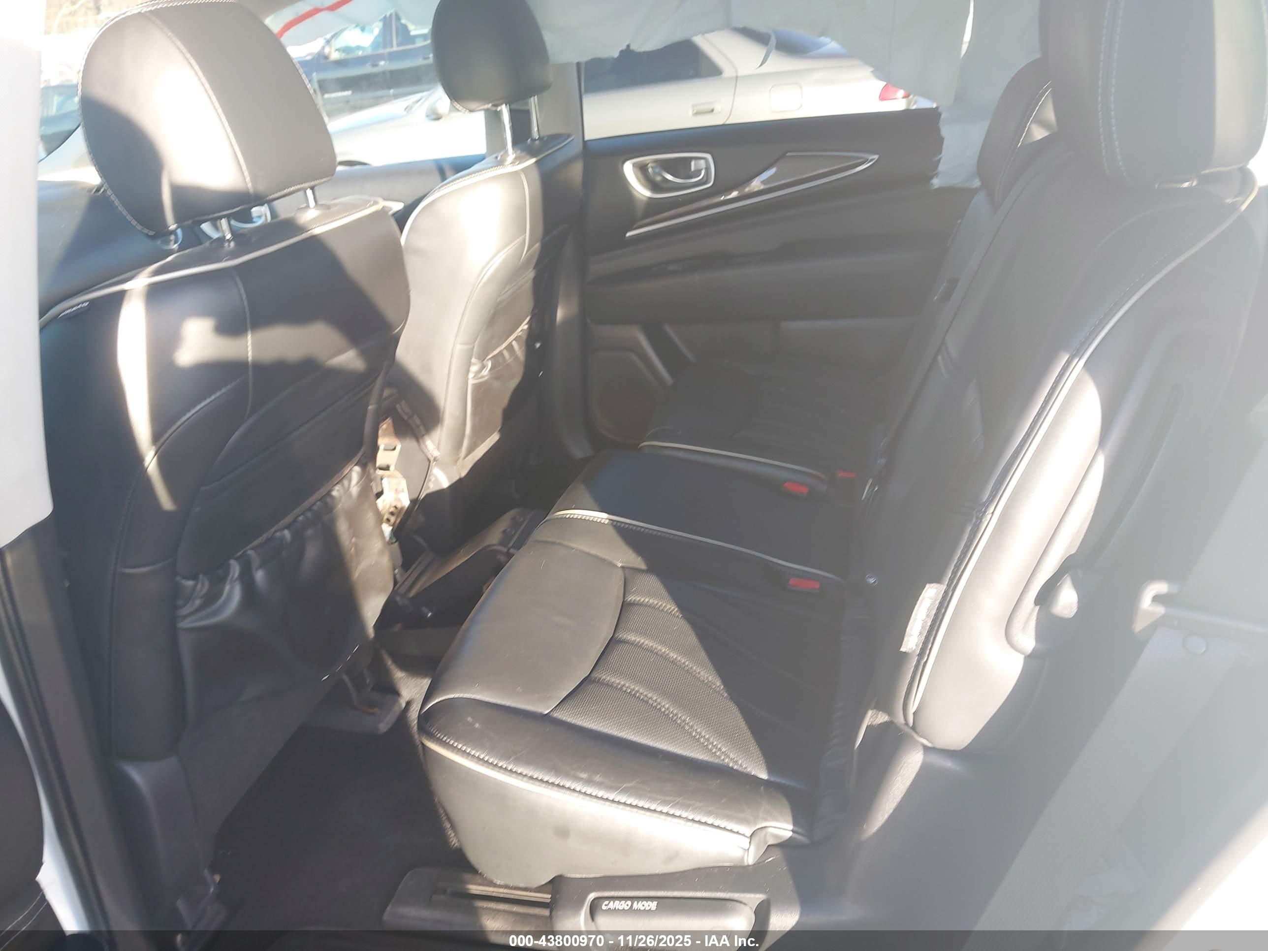 INFINITI QX60 image 8