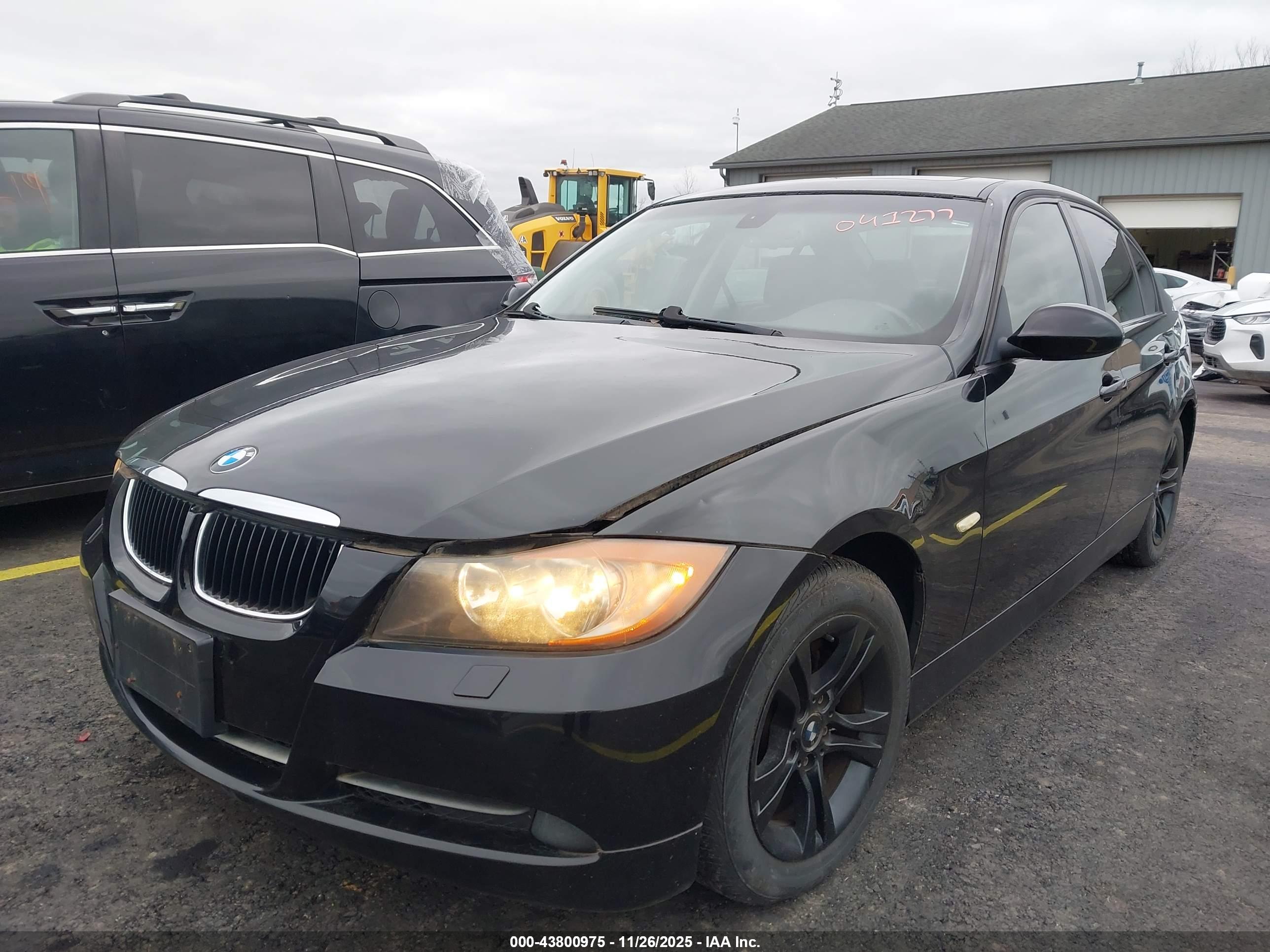 BMW 328XI image 2