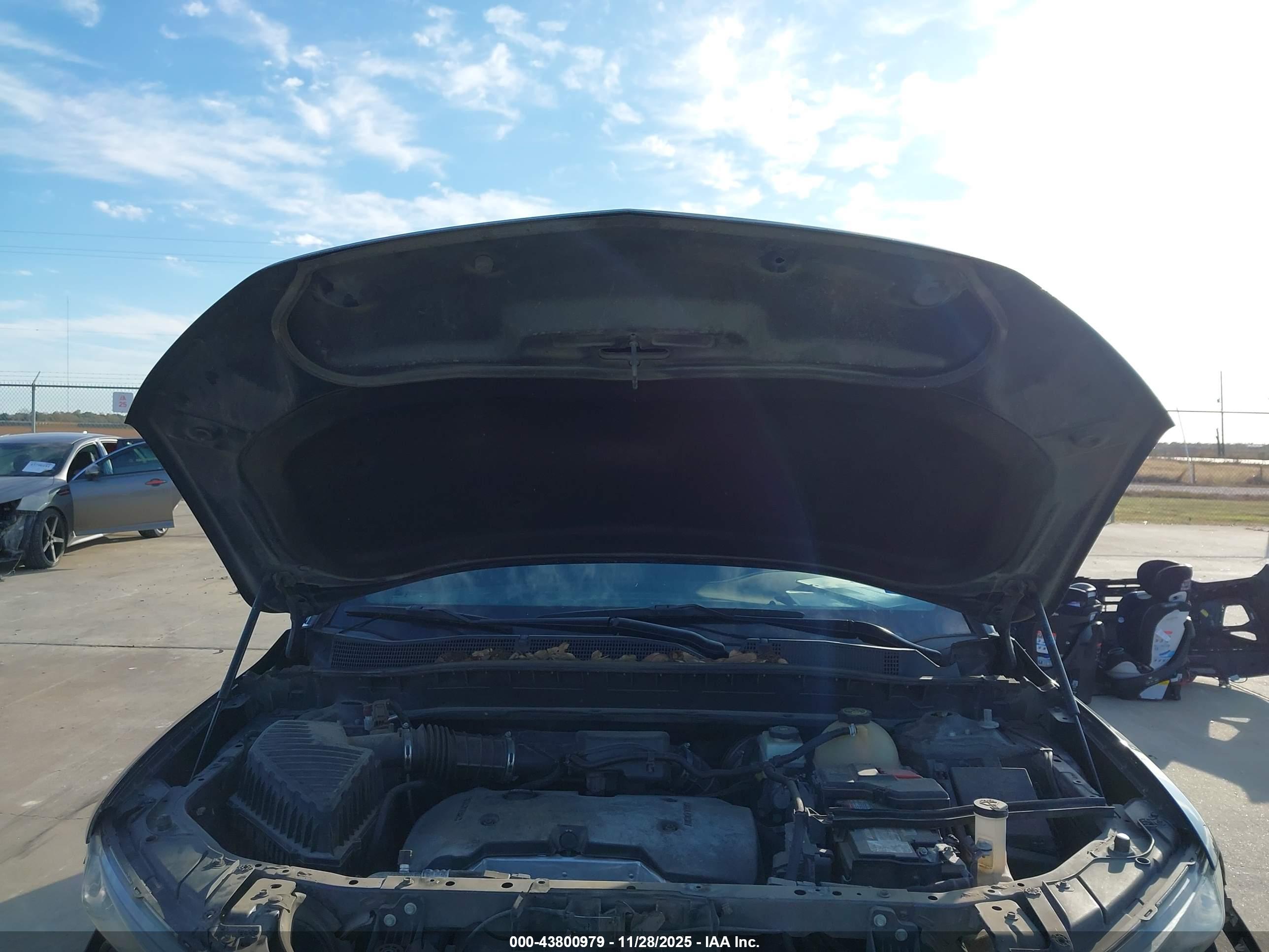 CHEVROLET BLAZER image 10