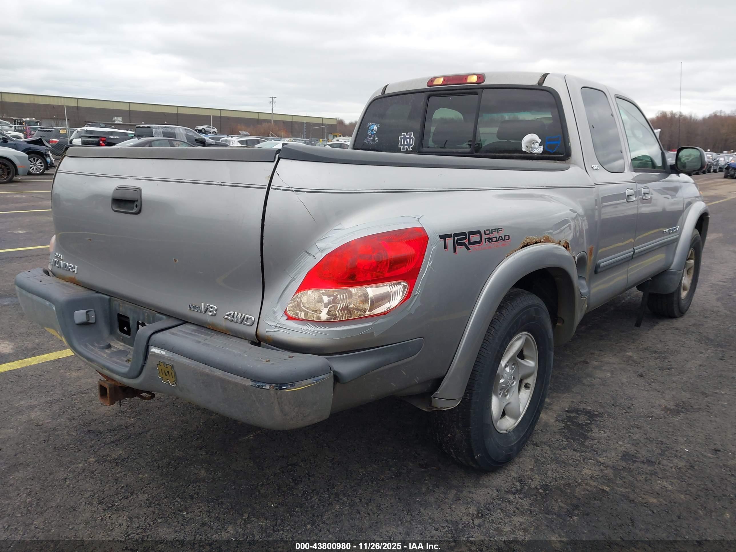 TOYOTA TUNDRA image 4