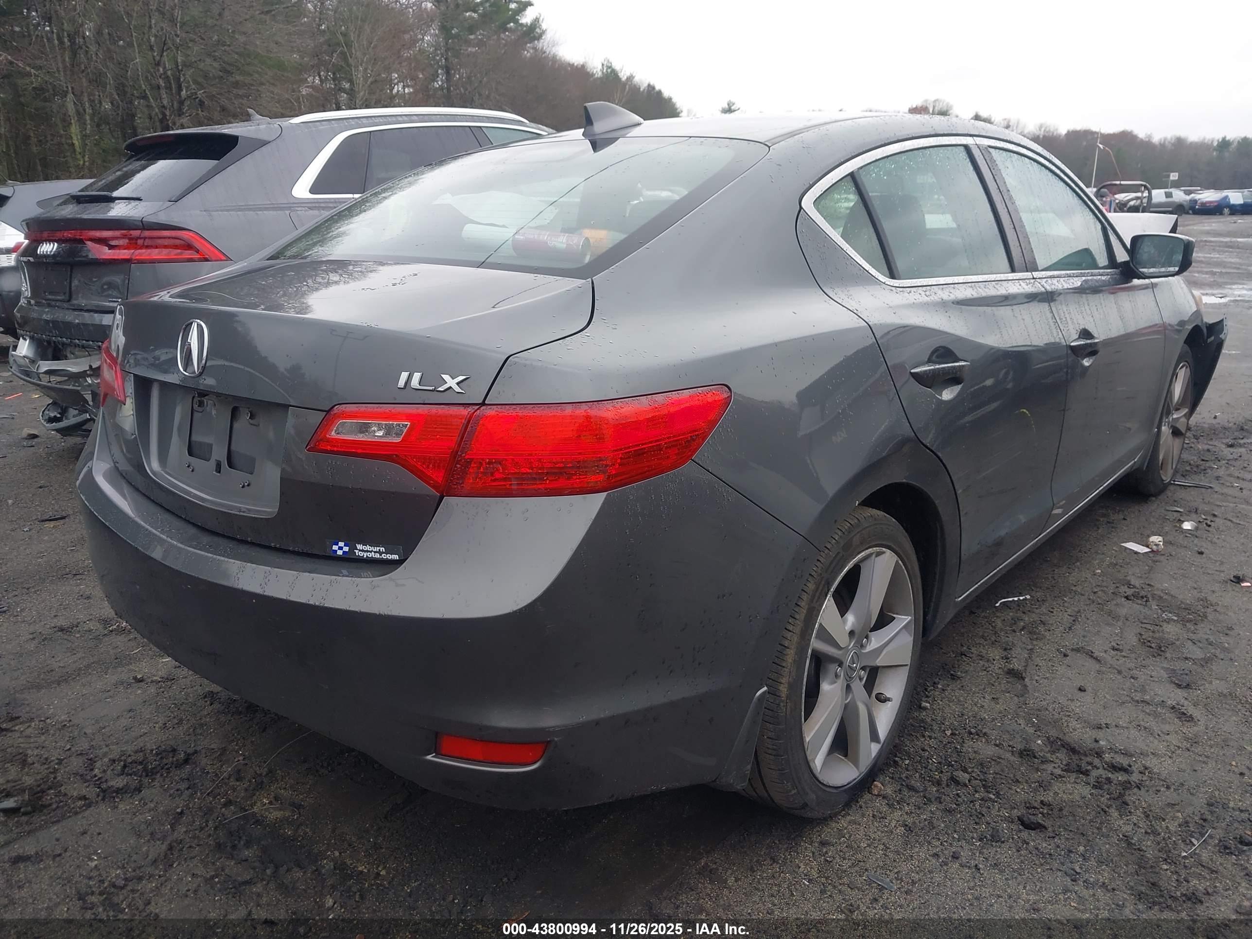 ACURA ILX image 4