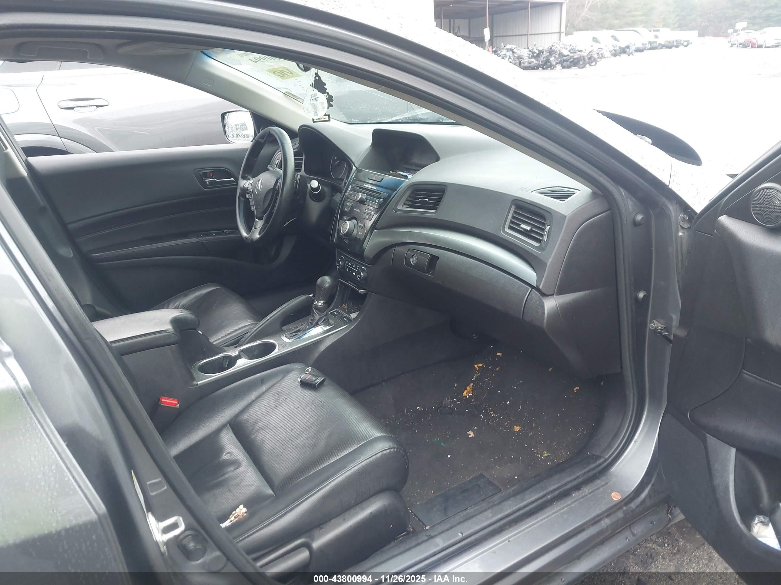 ACURA ILX image 5