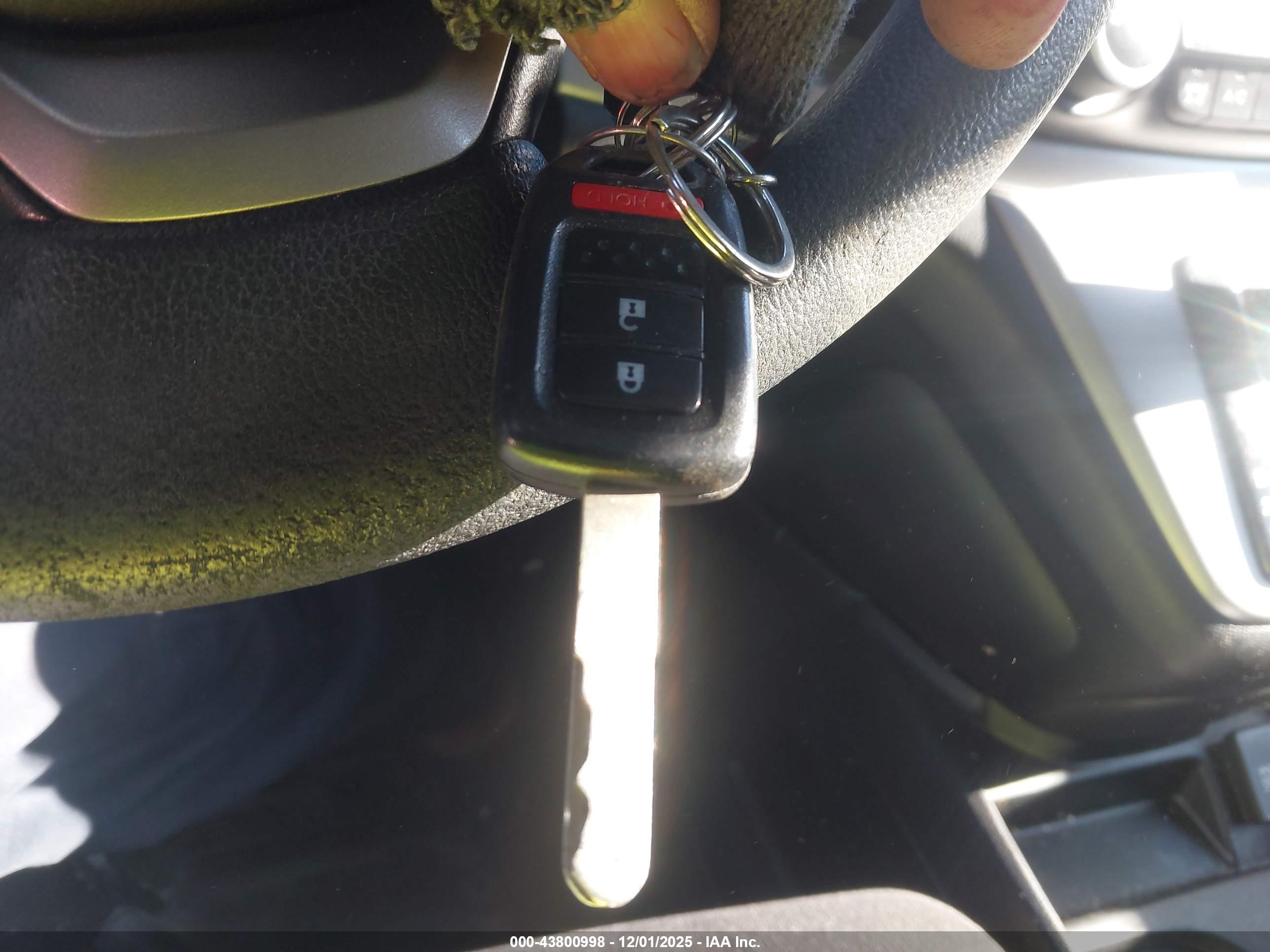 HONDA CR-V image 11