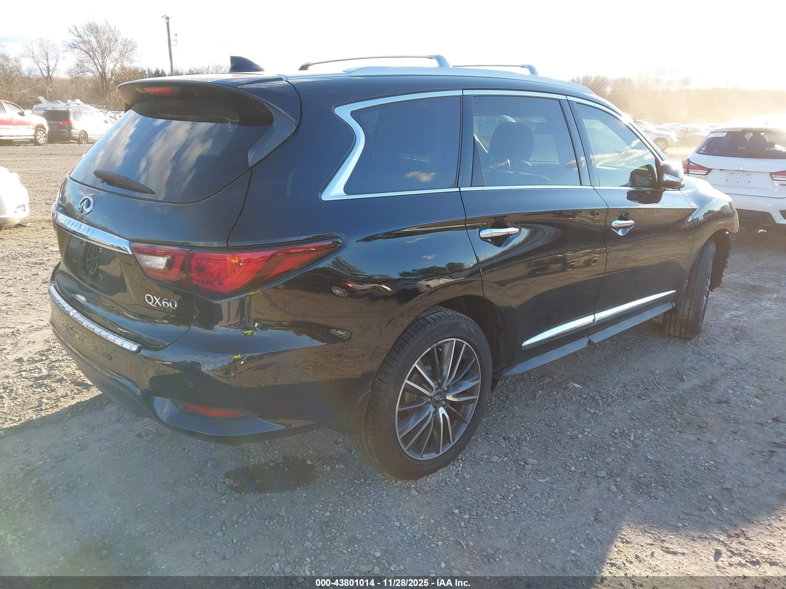 INFINITI QX60 image 4