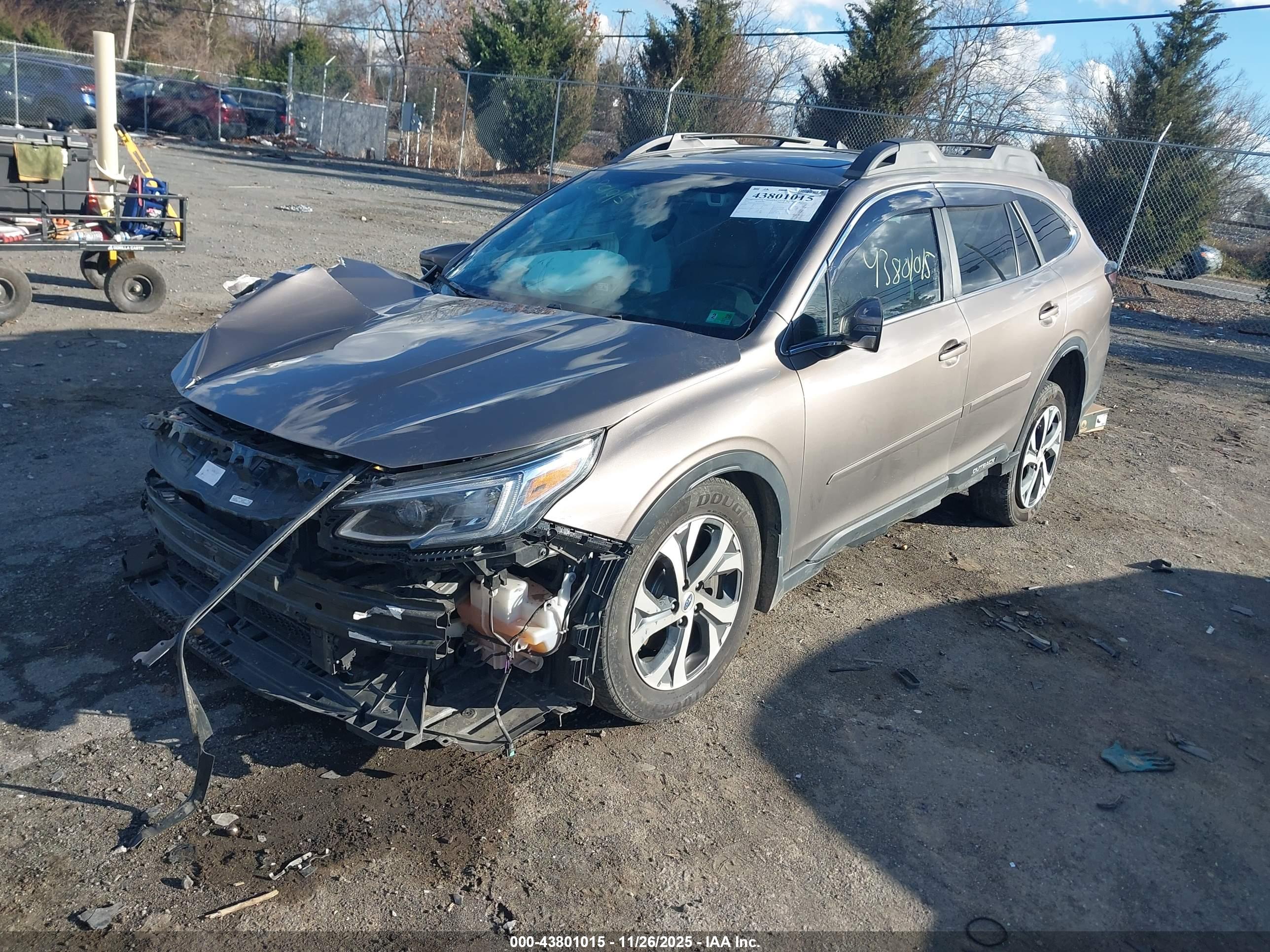 SUBARU OUTBACK image 2