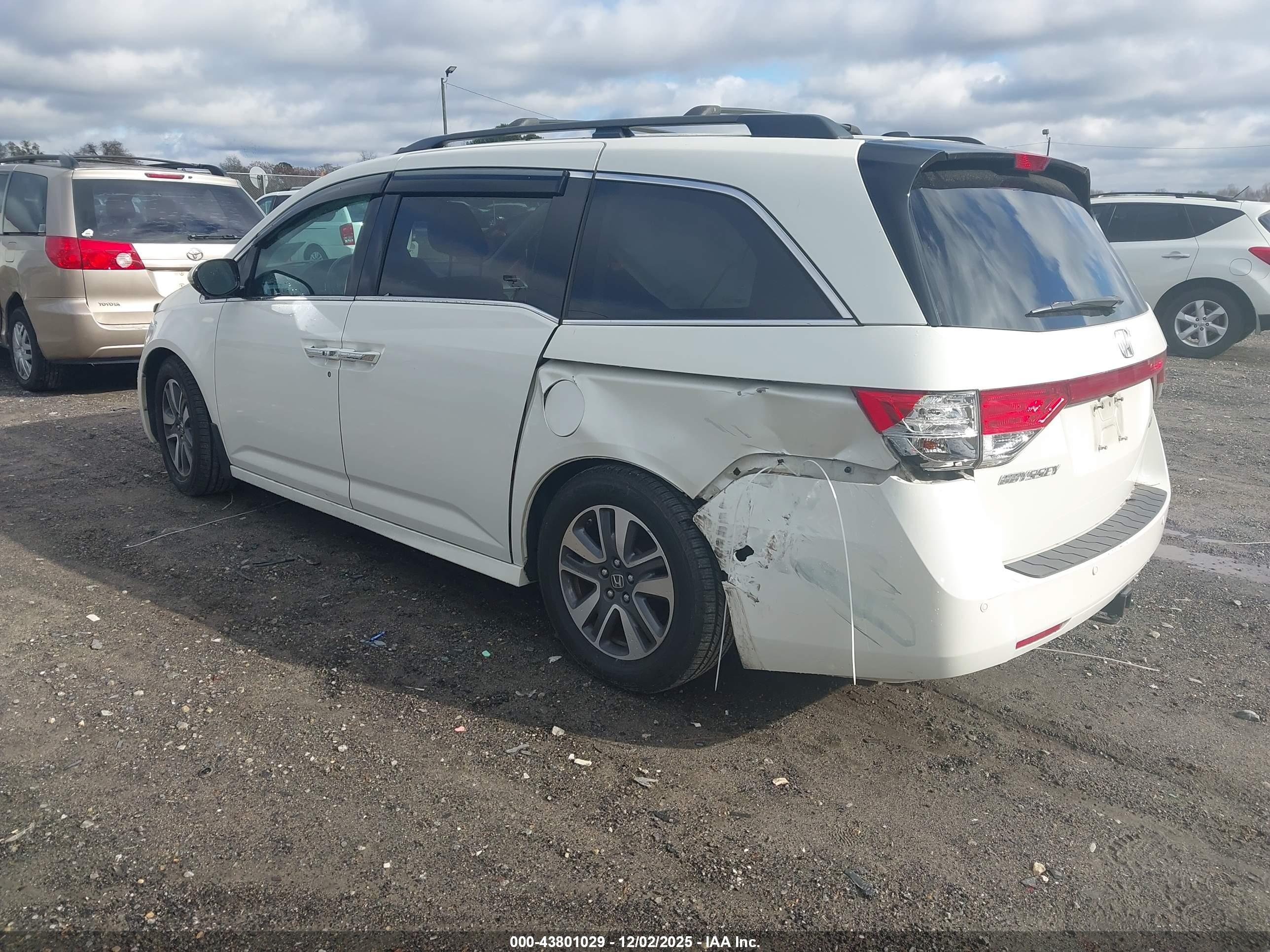 HONDA ODYSSEY image 3