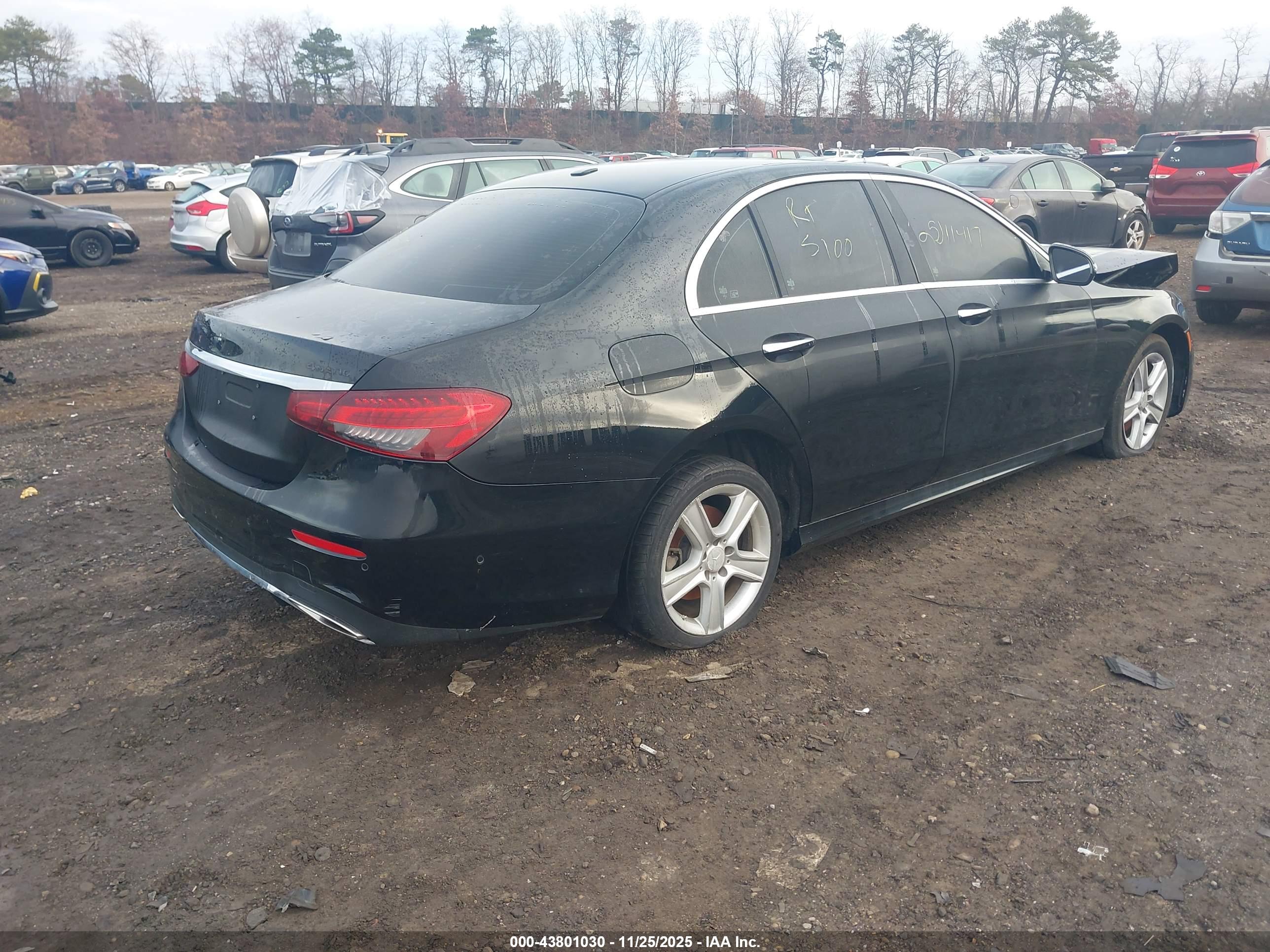 MERCEDES-BENZ E image 4