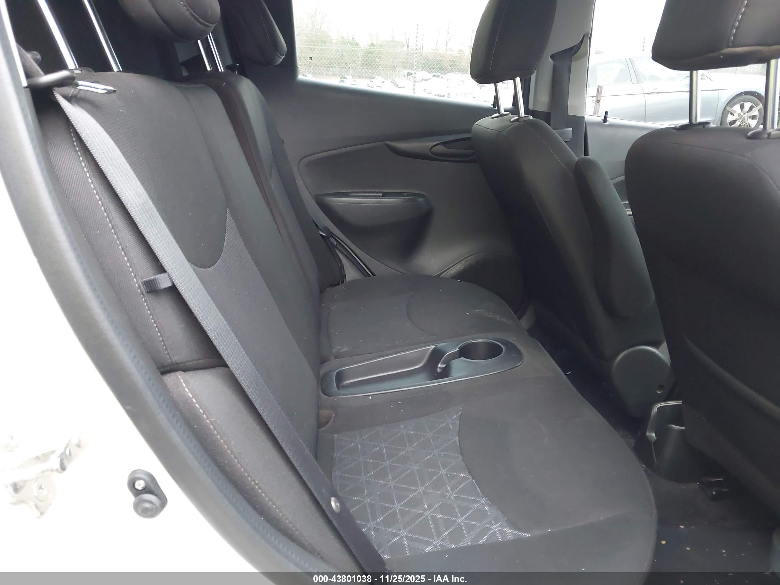 CHEVROLET SPARK image 8
