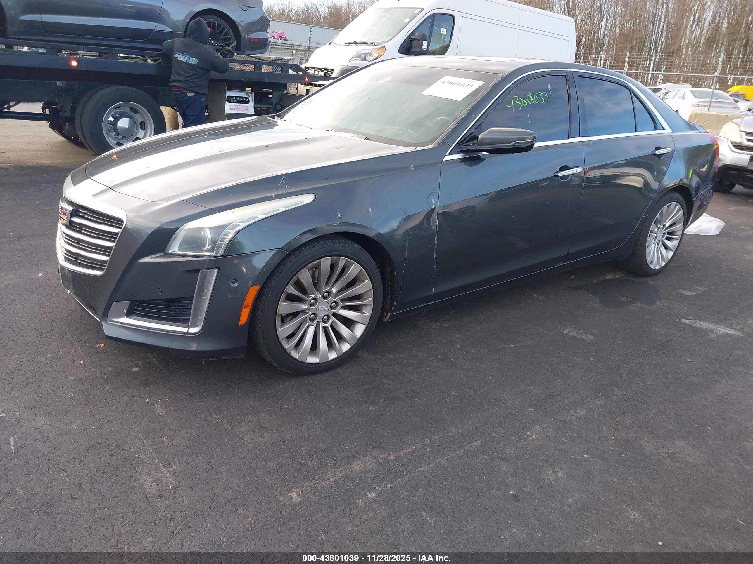 CADILLAC CTS image 2