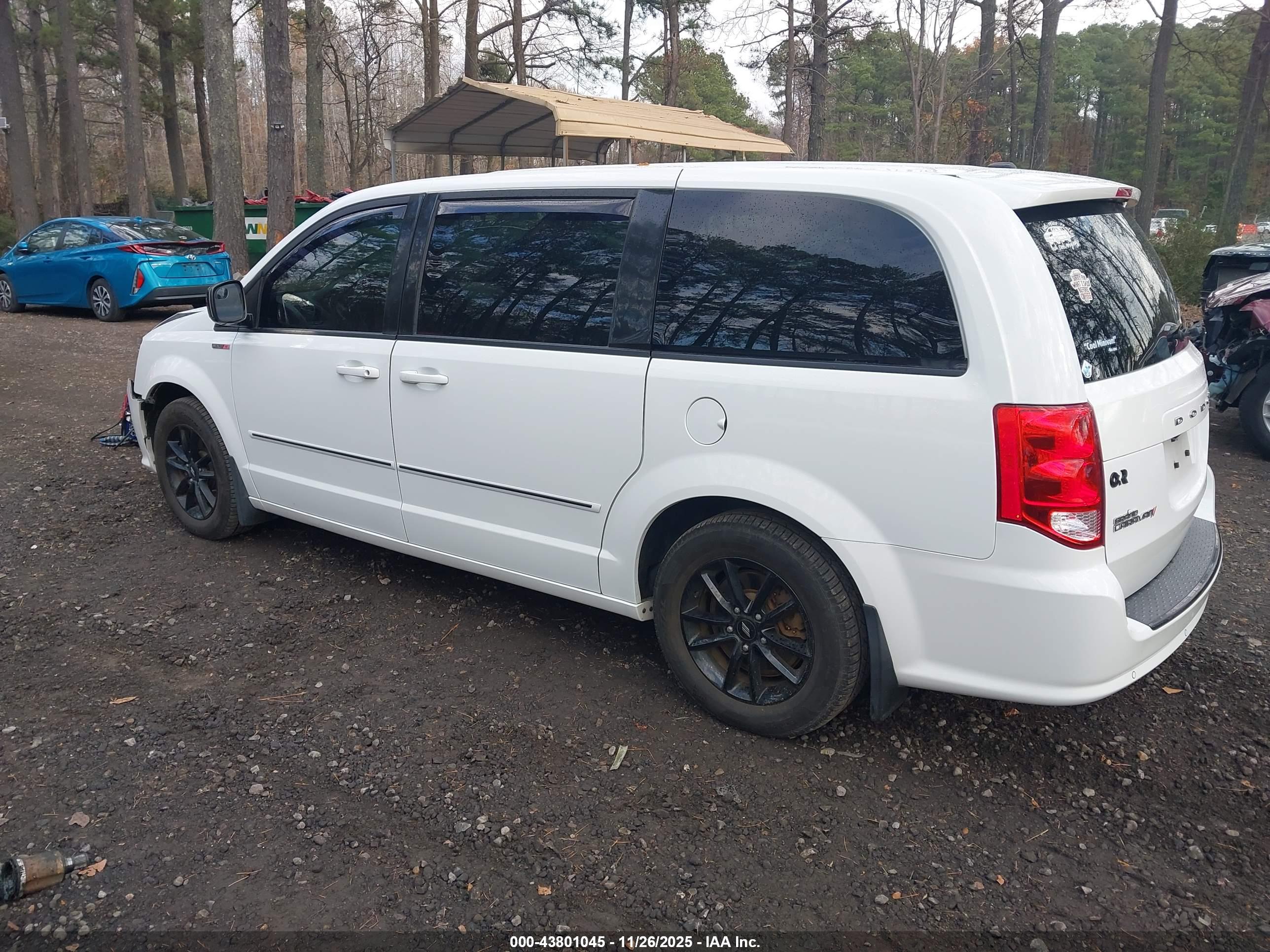 DODGE GRAND image 3