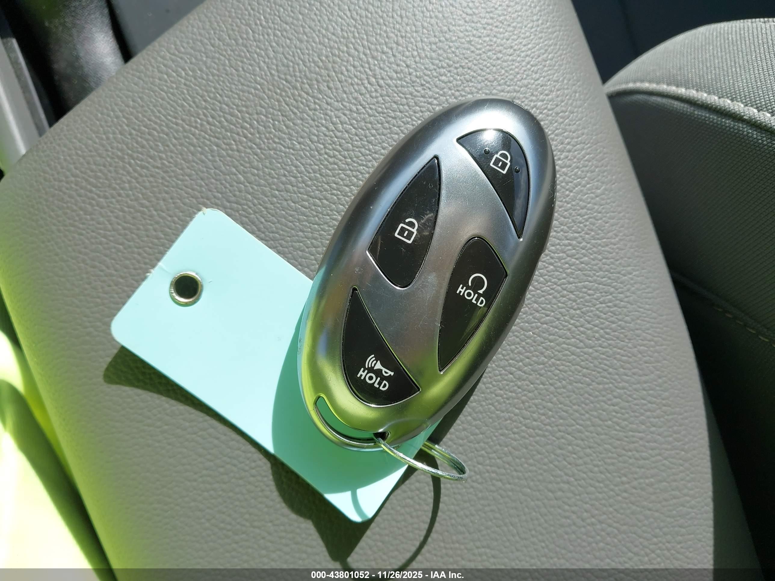 HYUNDAI ELANTRA image 11