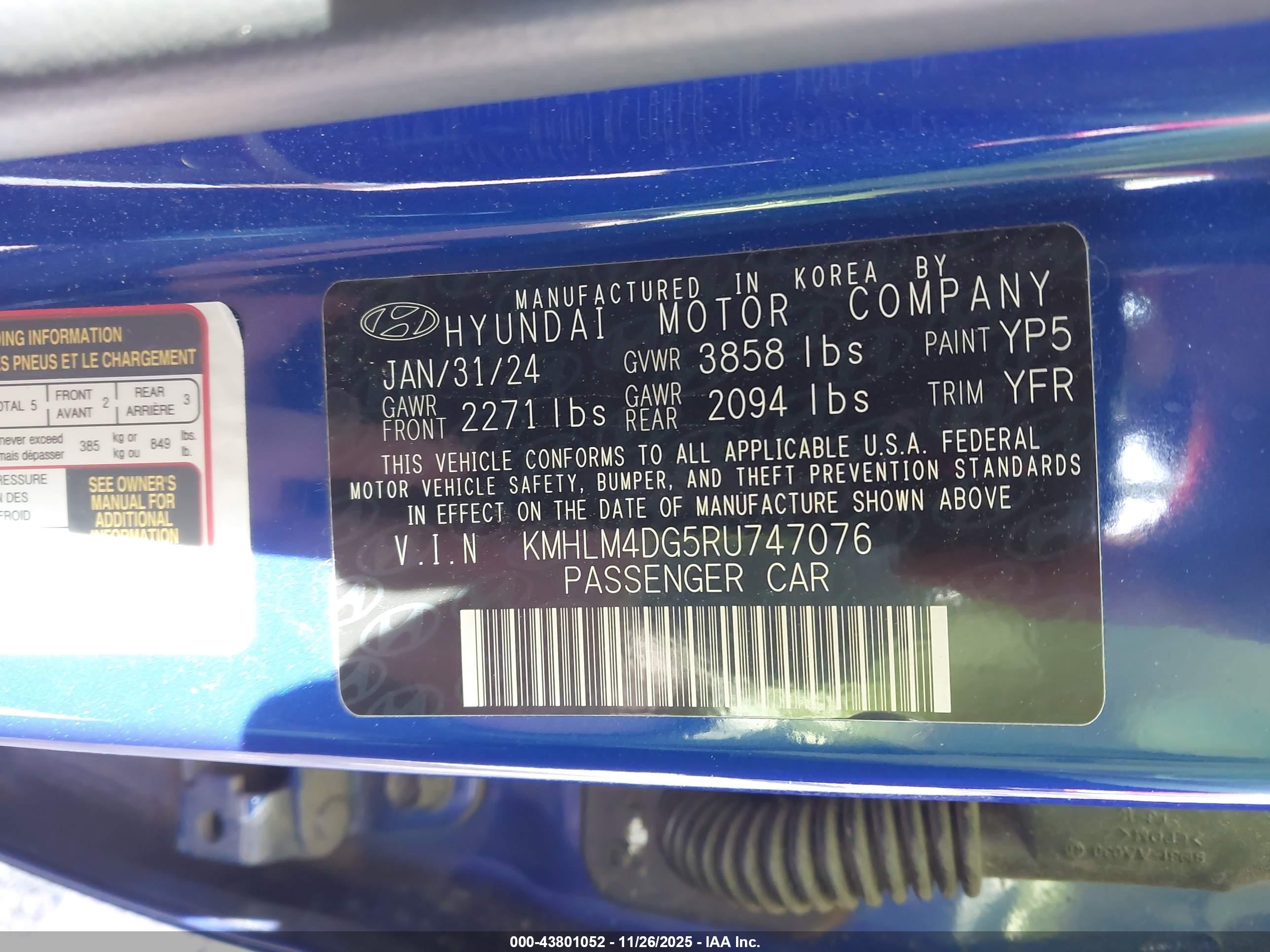 HYUNDAI ELANTRA image 9
