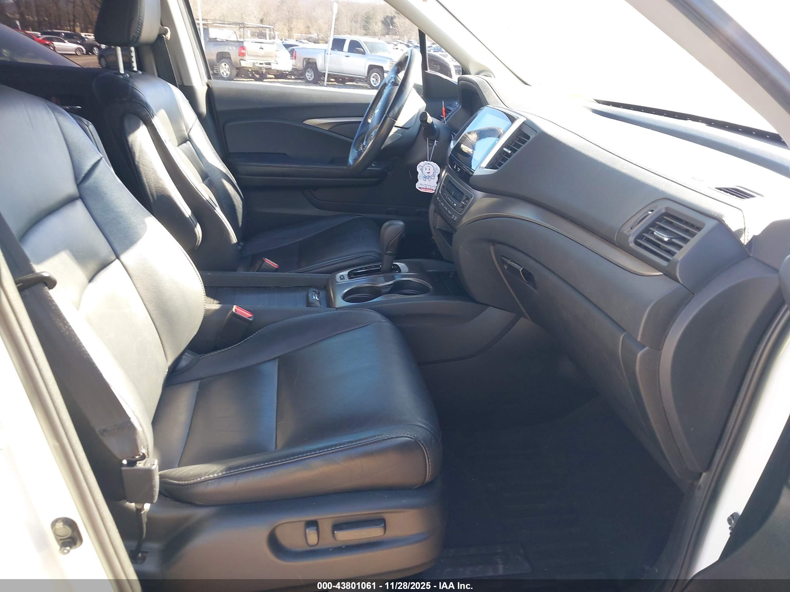 HONDA PILOT image 5