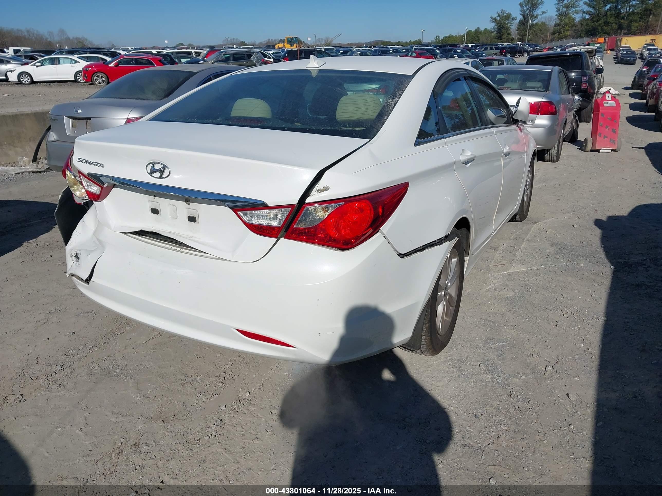 HYUNDAI SONATA image 4