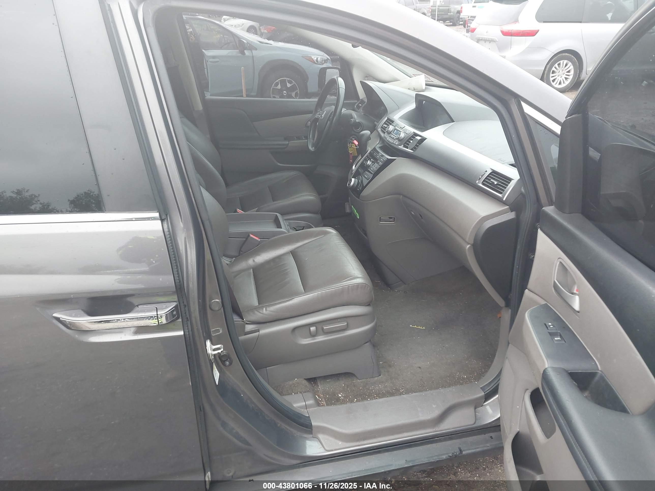 HONDA ODYSSEY image 5