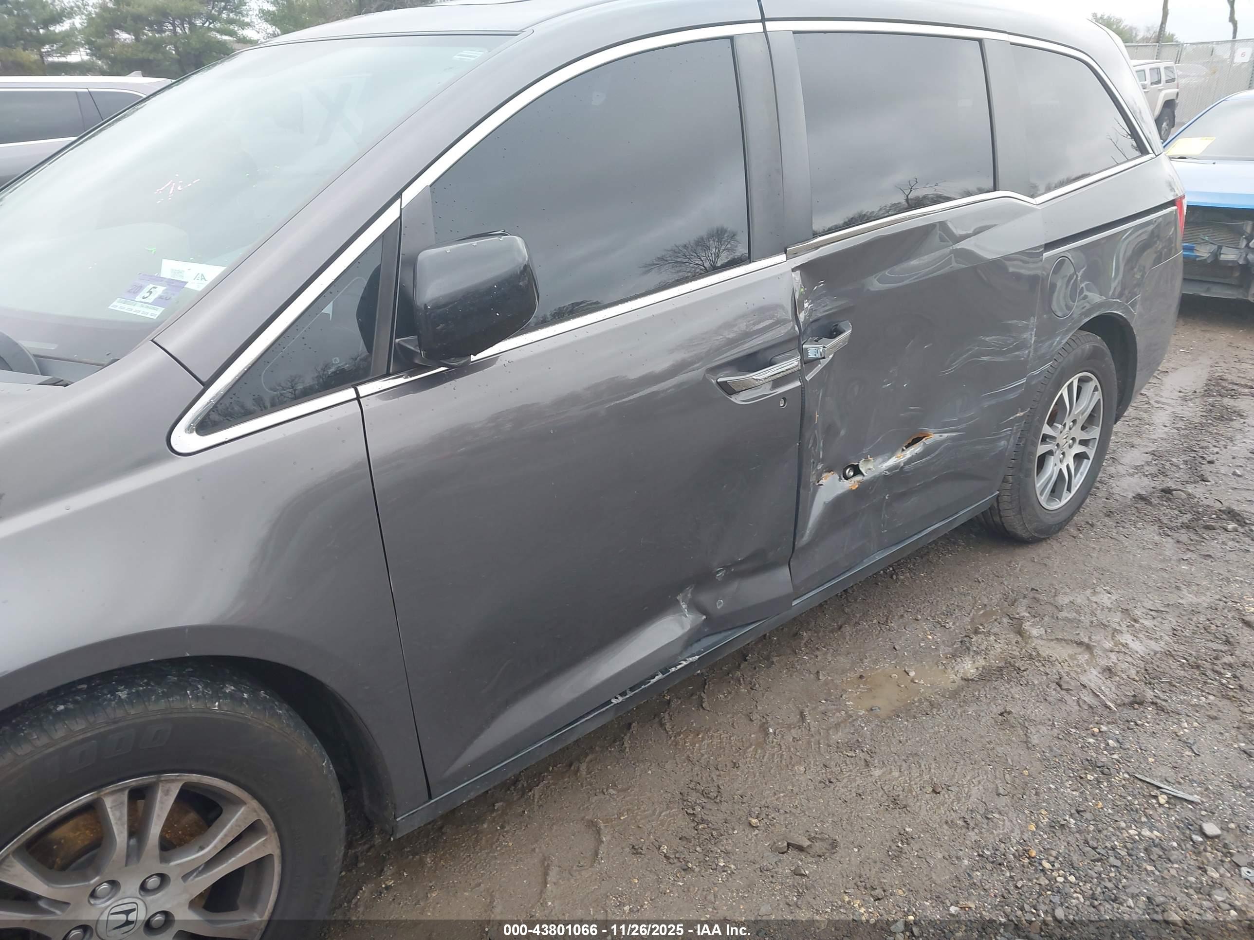 HONDA ODYSSEY image 6