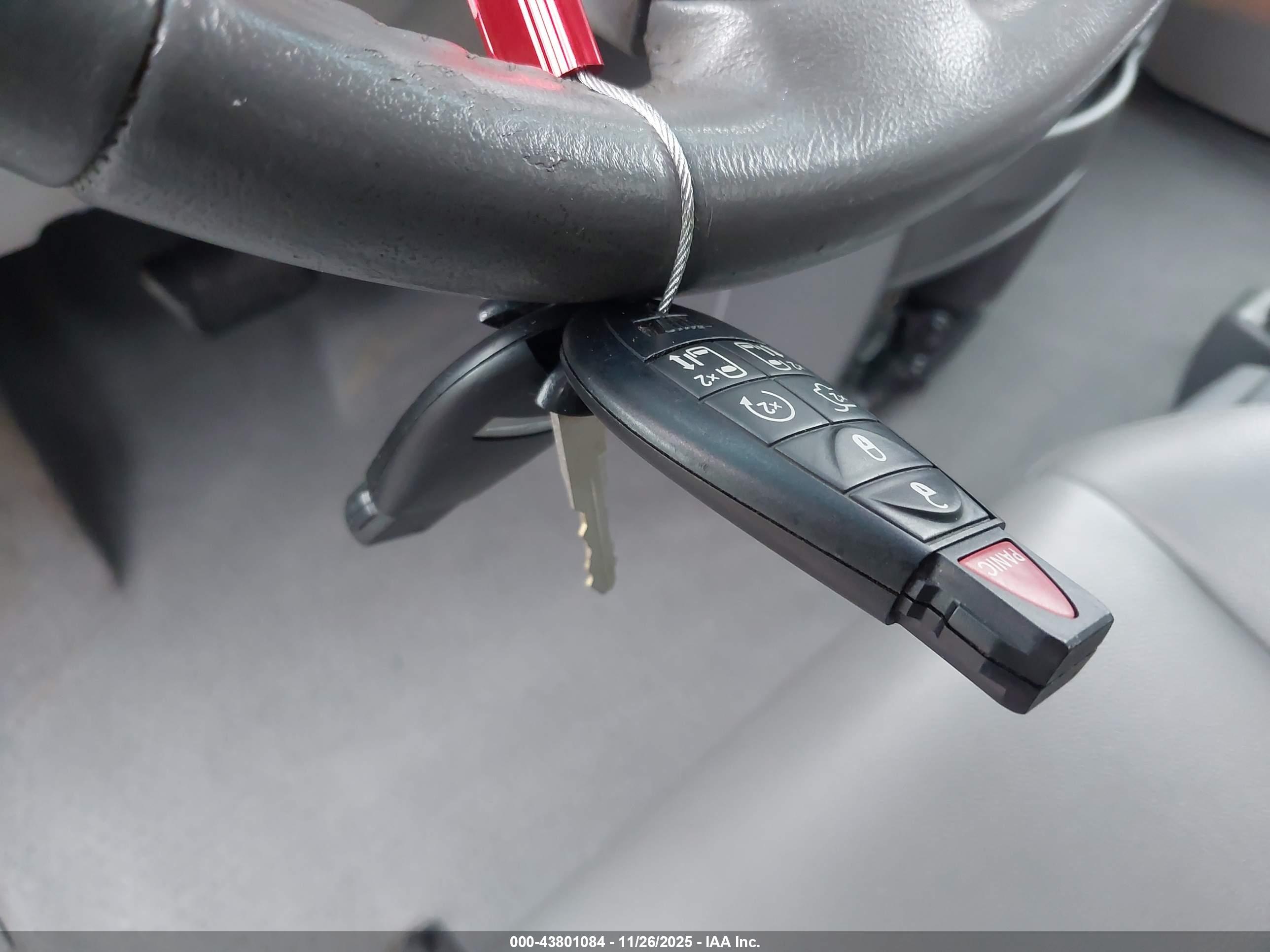 CHRYSLER TOWN image 11